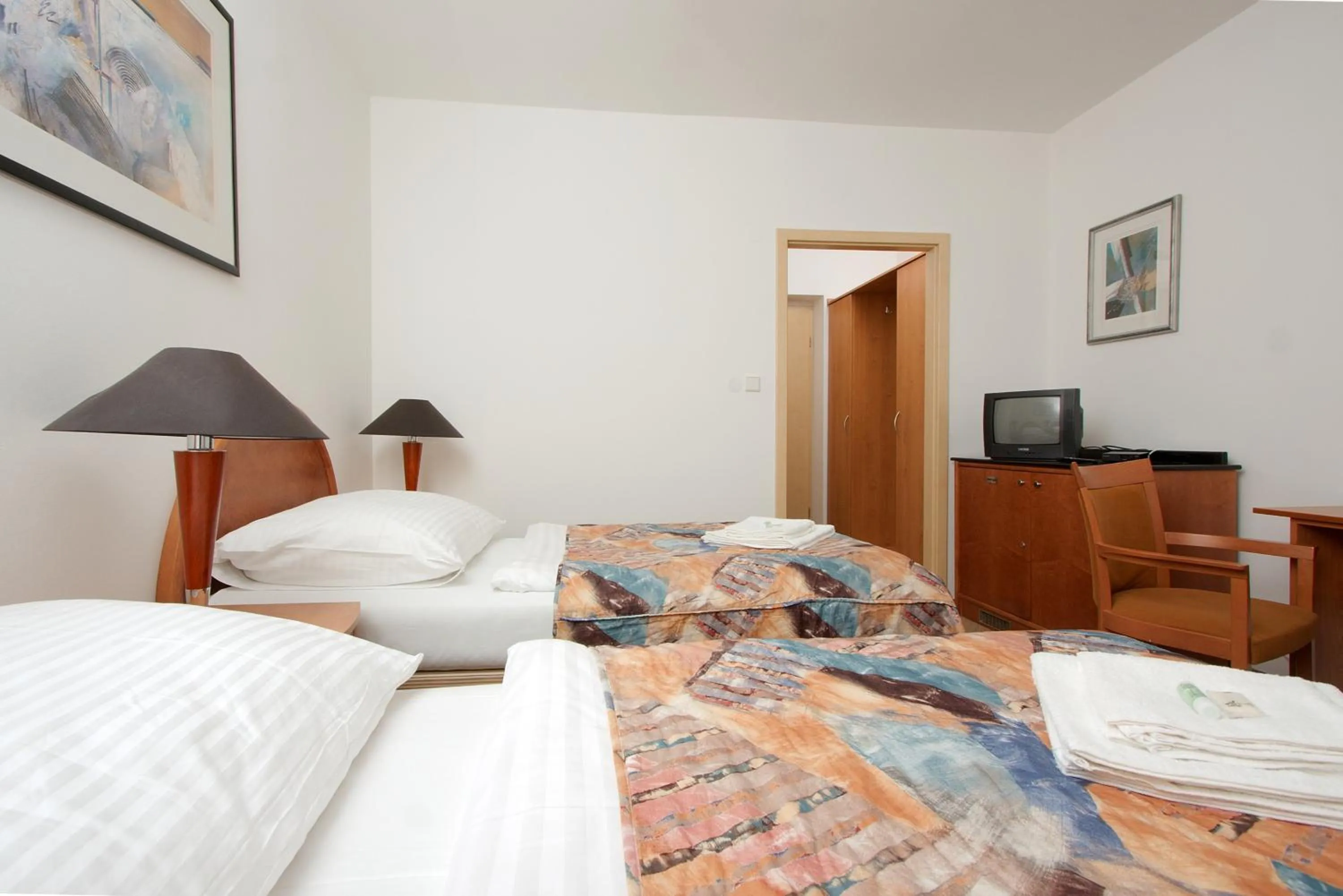 Photo of the whole room, Bed in Hotel CHOTOL