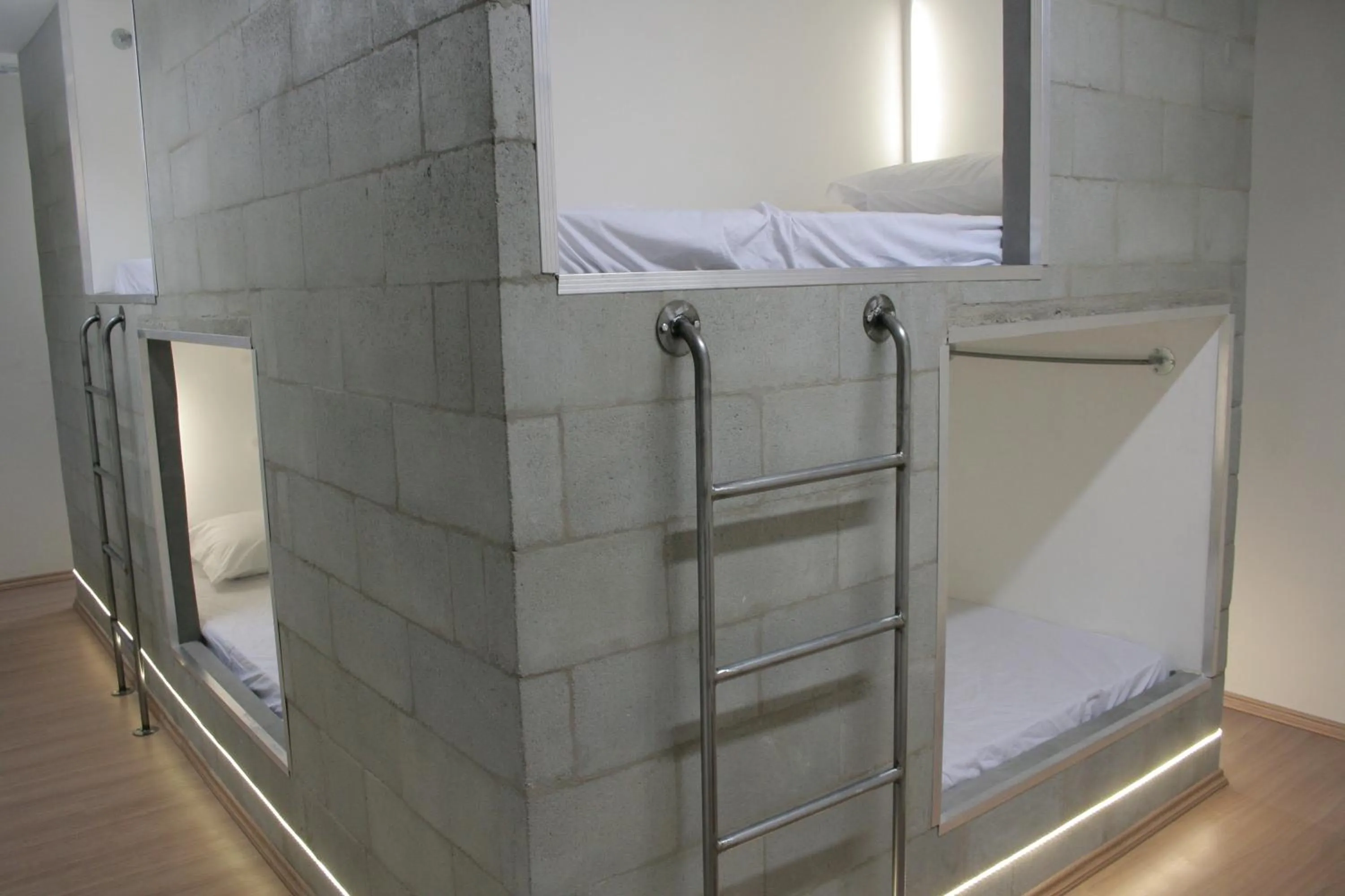 Photo of the whole room, Bed in Viva Hostel Design