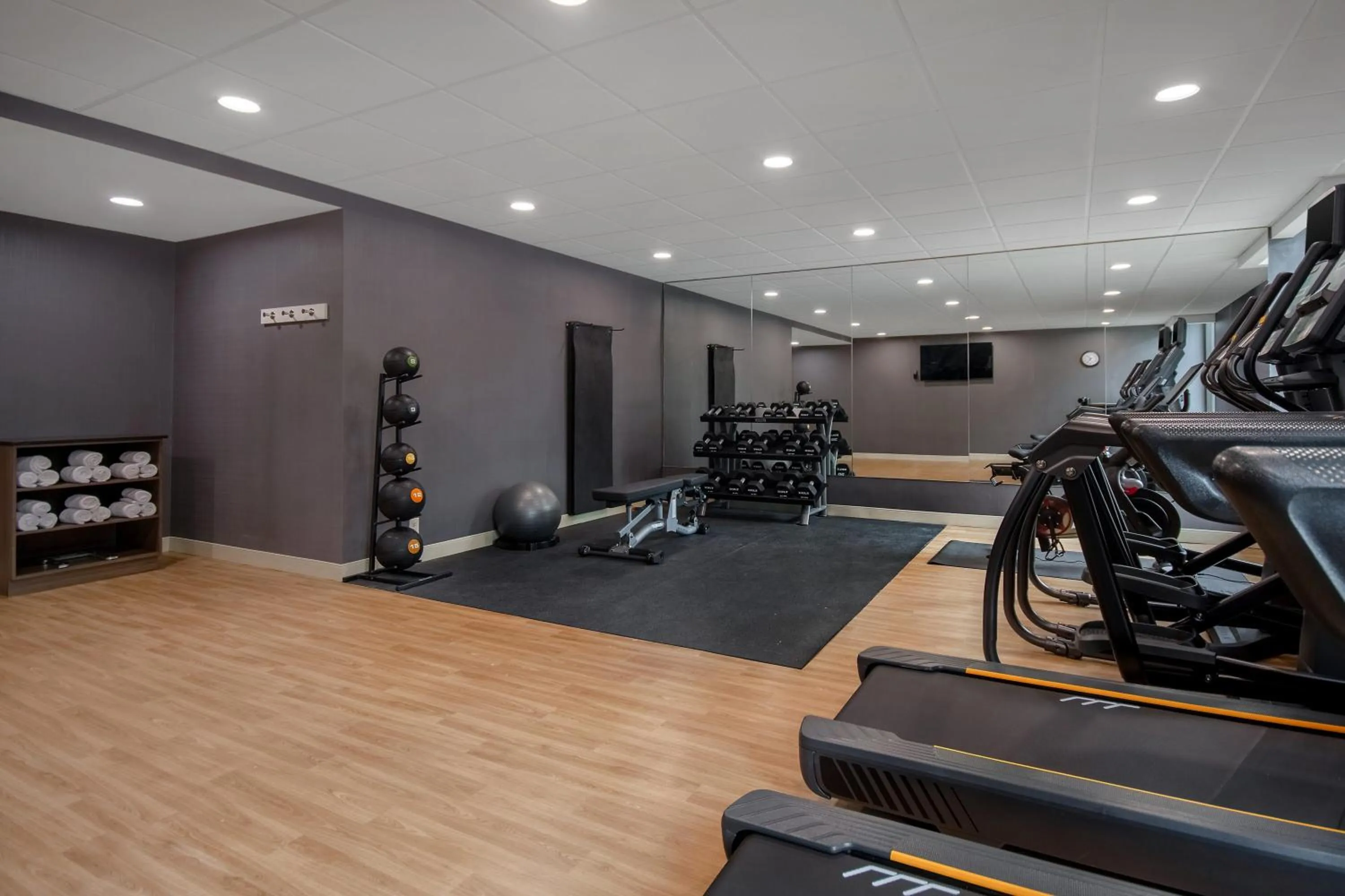 Fitness centre/facilities in Best Western Plus Meadowlands