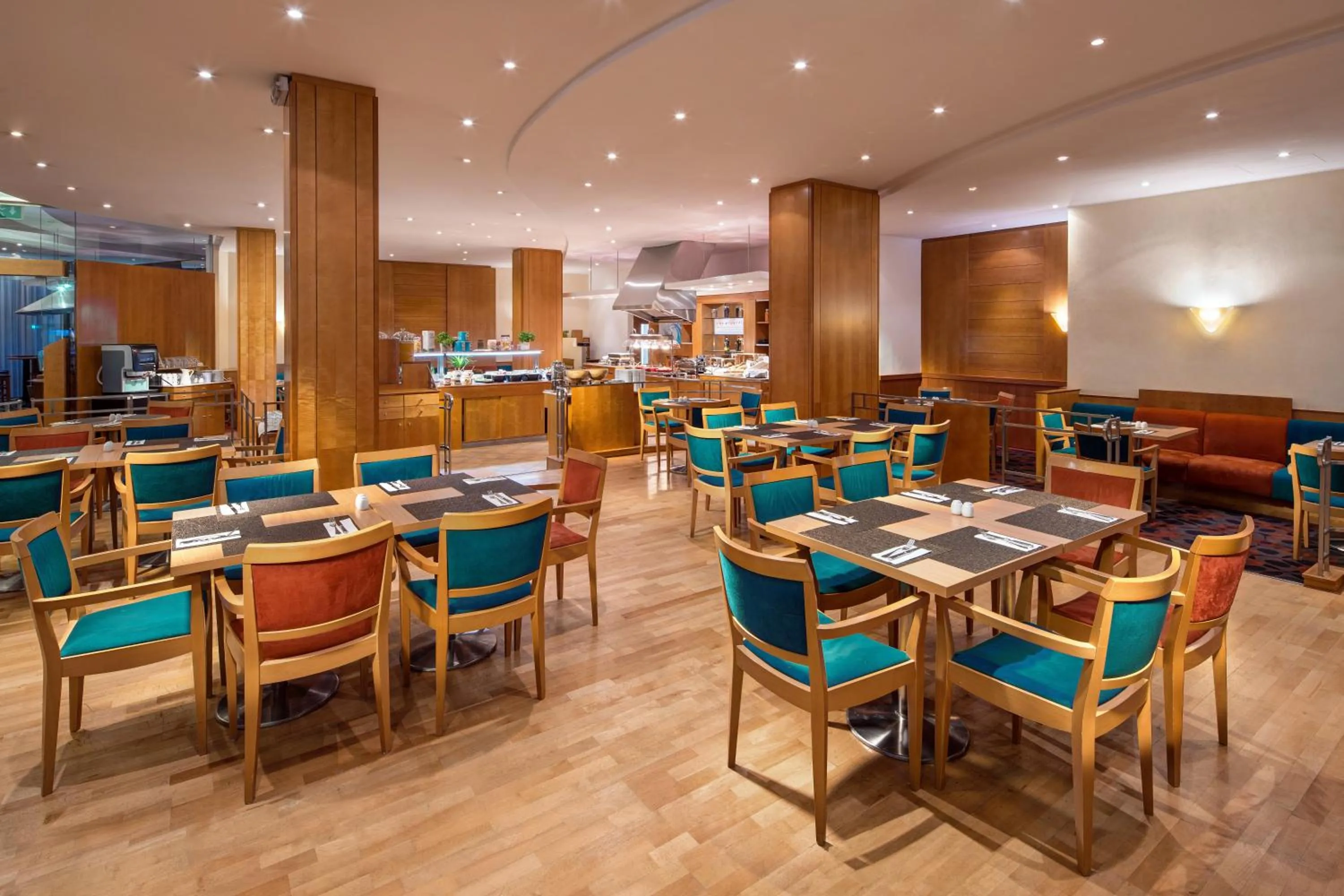 Restaurant/places to eat in Quality Hotel Brno Exhibition Centre