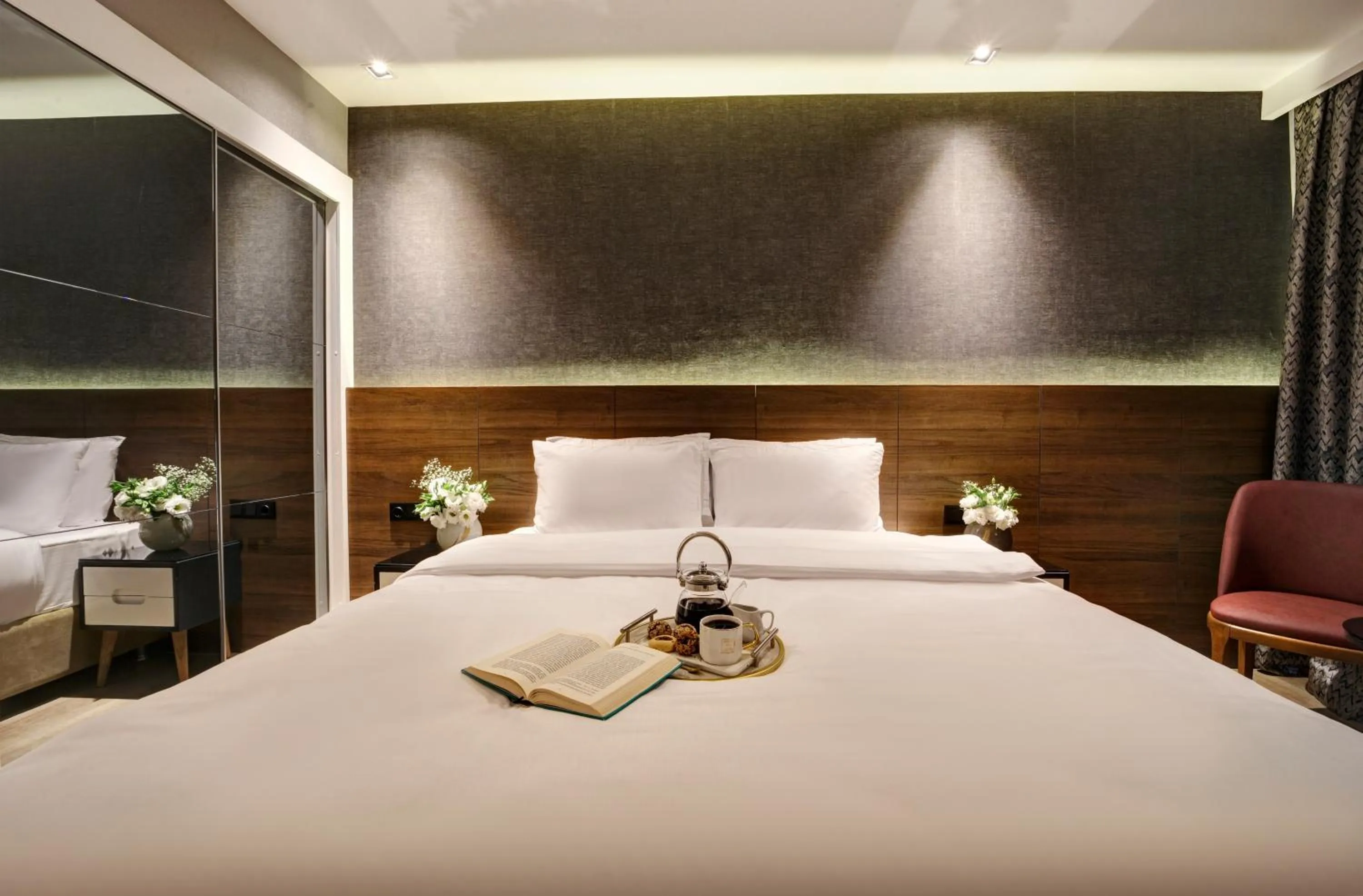 Bed in Dora Pera Hotel