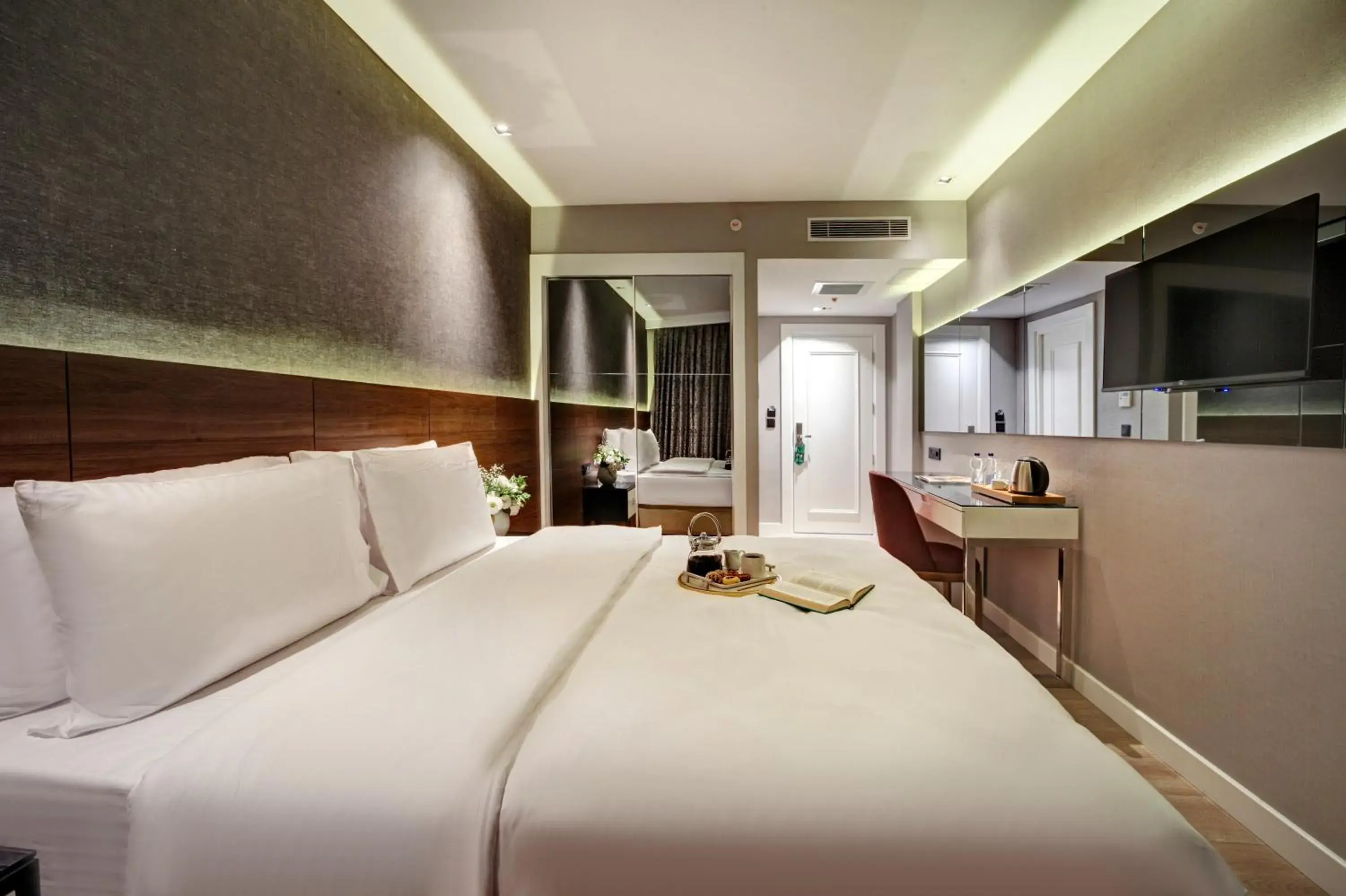 Standard Double Room in Dora Pera Hotel Standard Double Room in Dora Pera Hotel