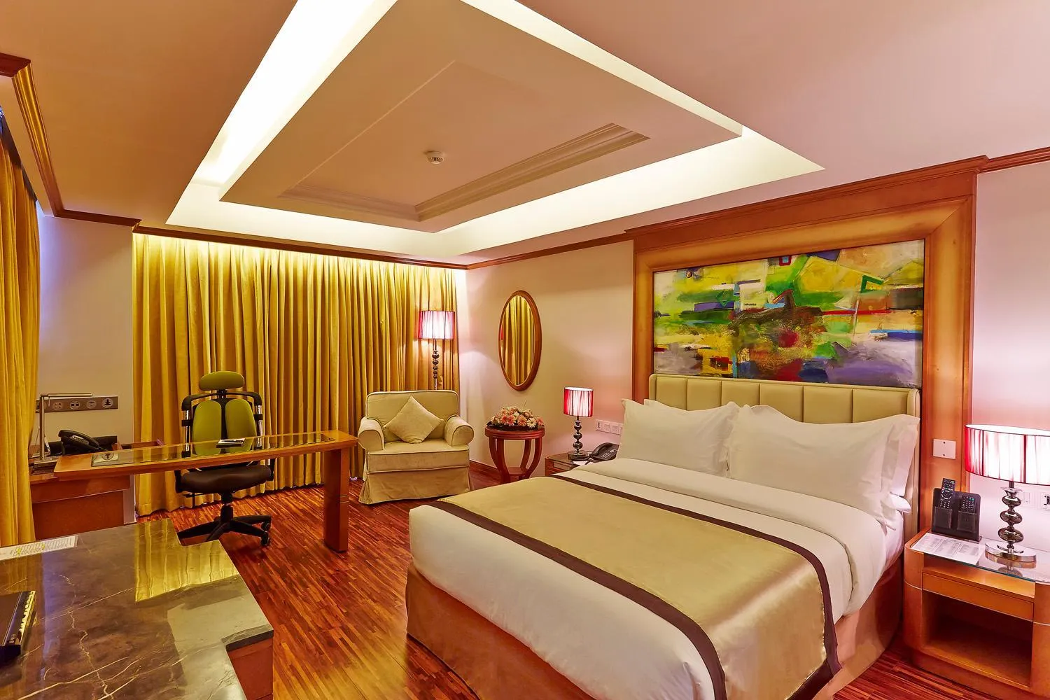 Bed in Six Seasons Hotel