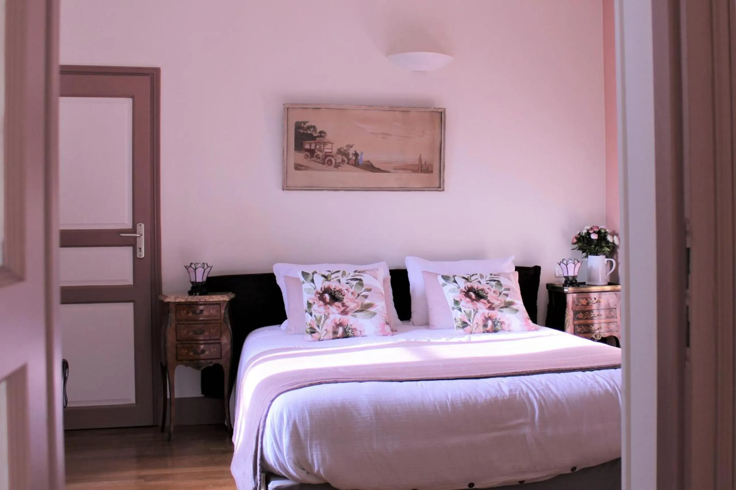 Photo of the whole room, Bed in Chambre d'hôtes "Au bord de Loire"