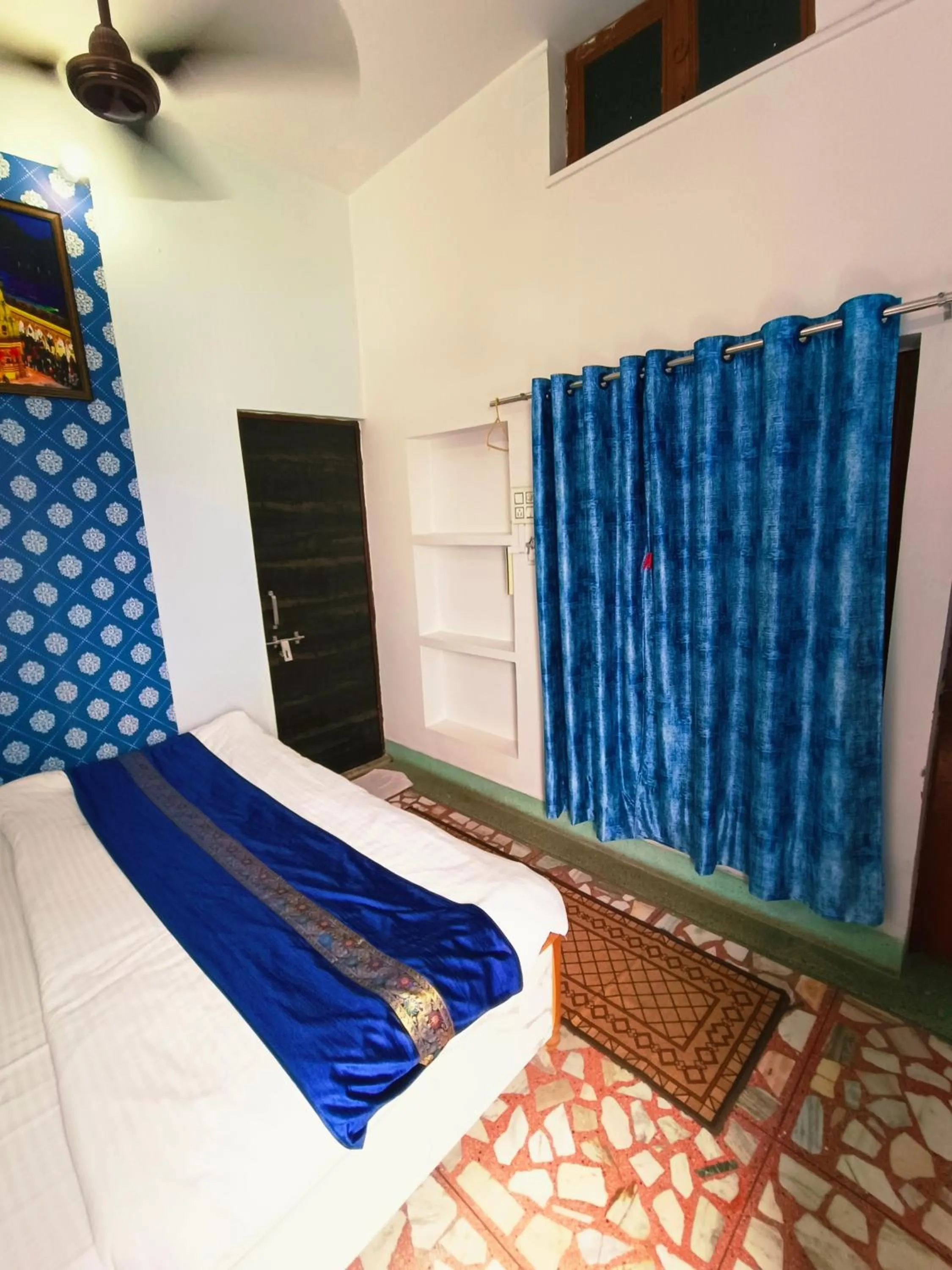 Bedroom, Bed in Baba Guest House