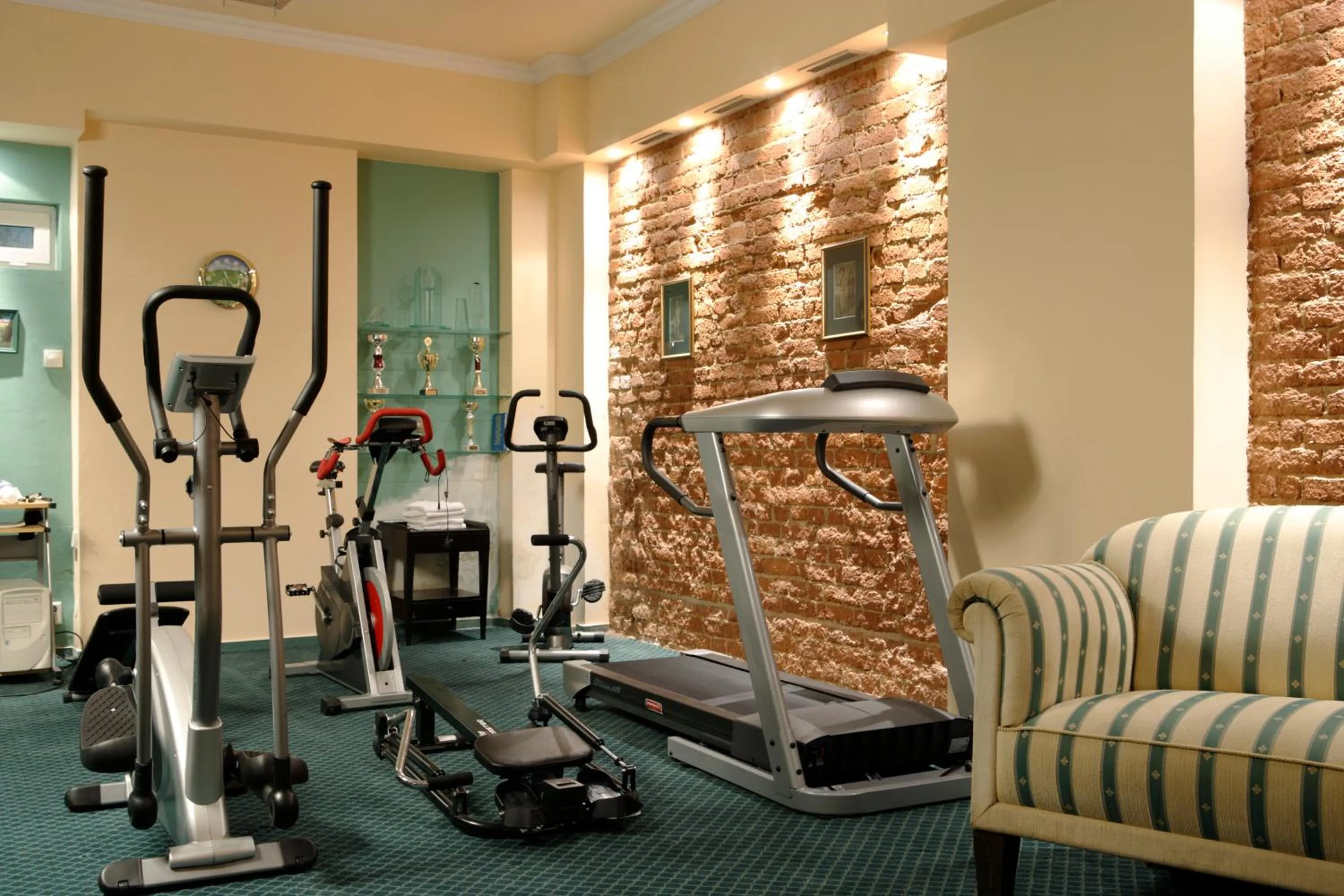 Fitness centre/facilities in Hotel Embassy