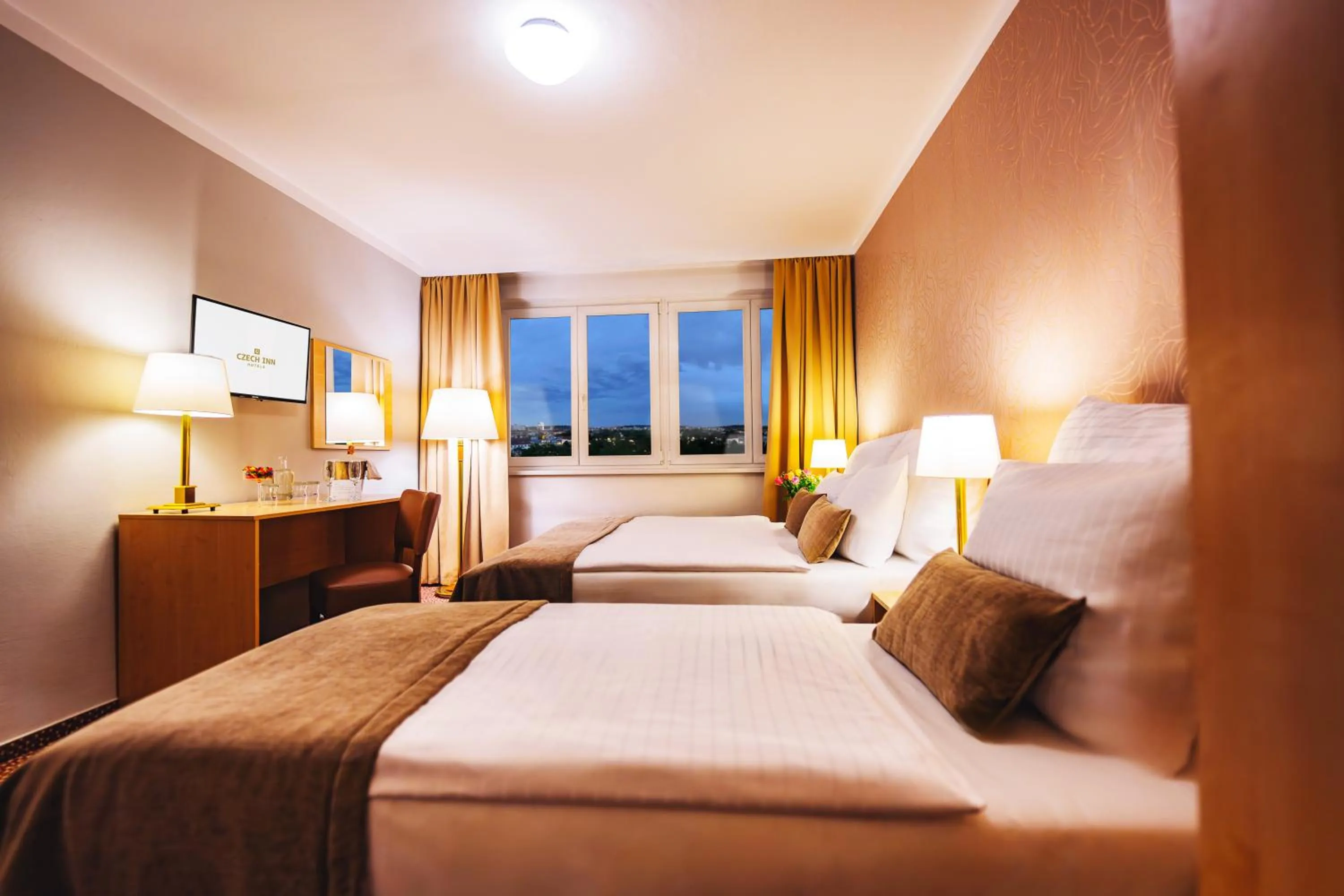 Bed in Charles Central