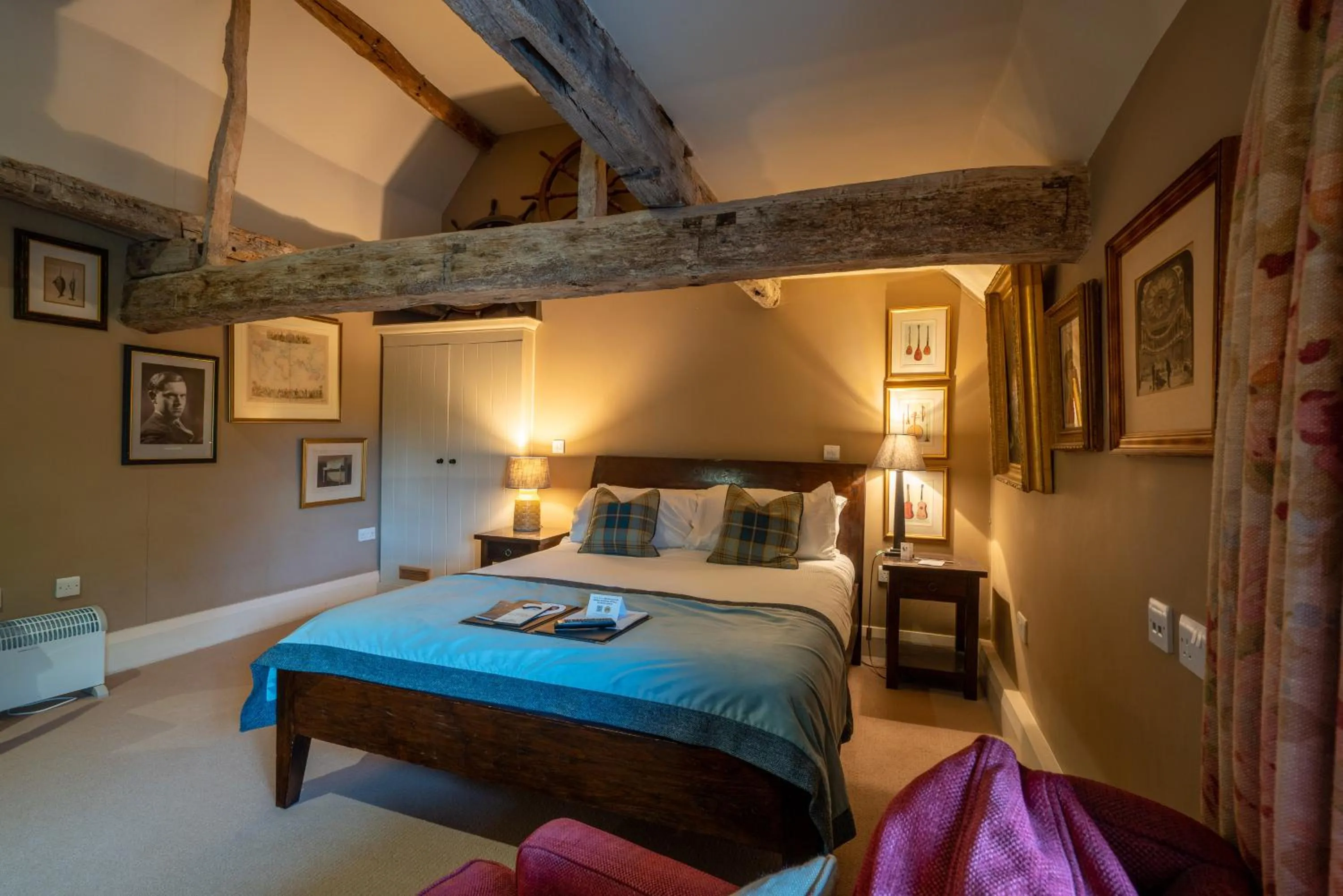 Photo of the whole room, Bed in The Anchor Inn
