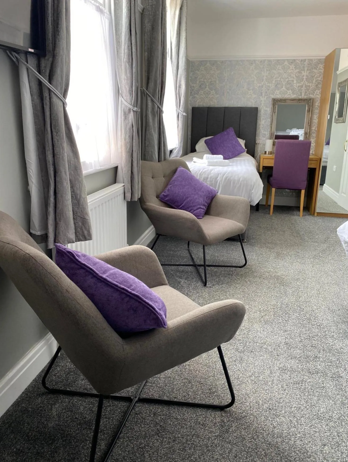 Bedroom, Bed in Number 34 Bed and Breakfast York