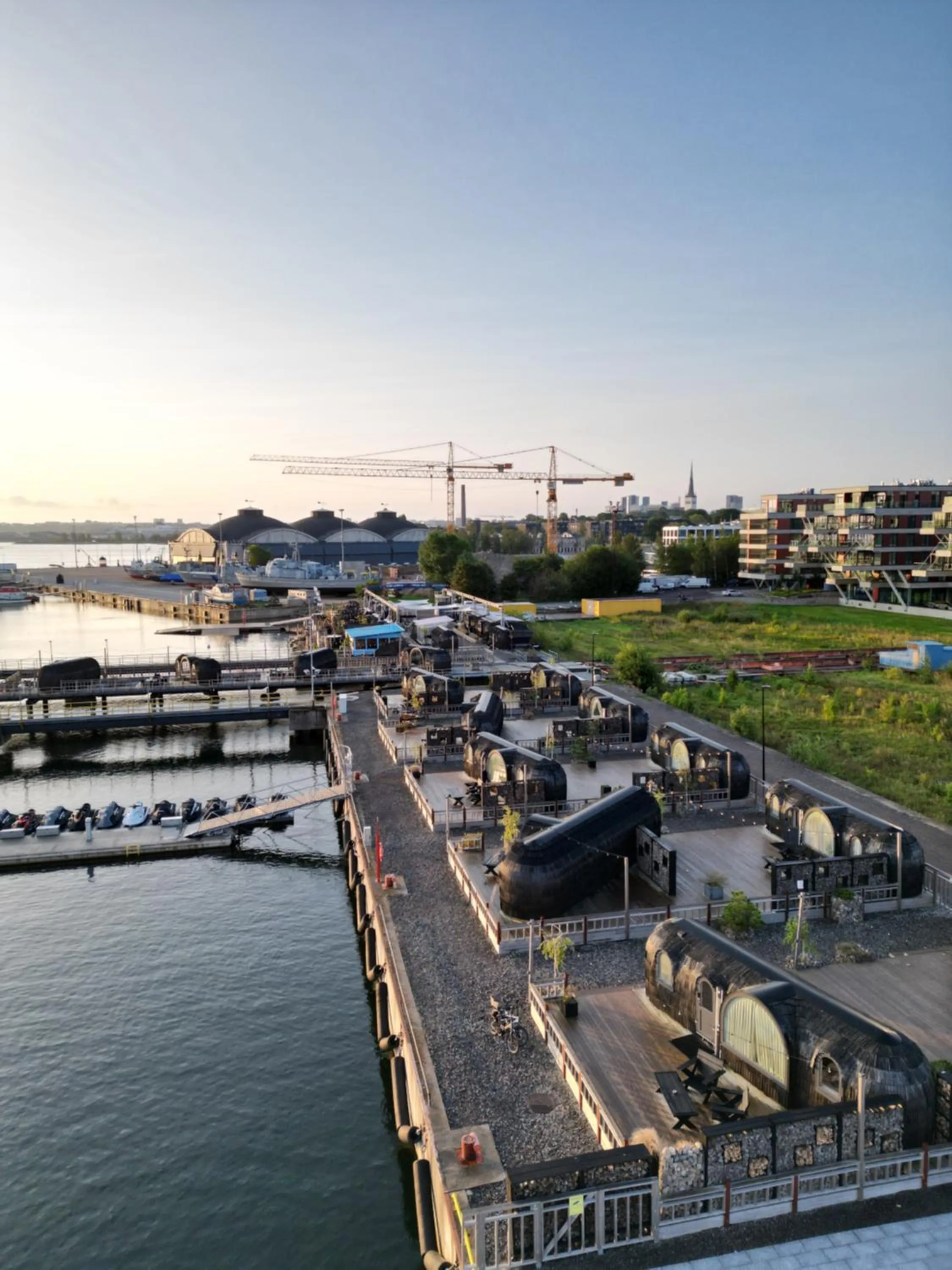 Property building in Iglupark