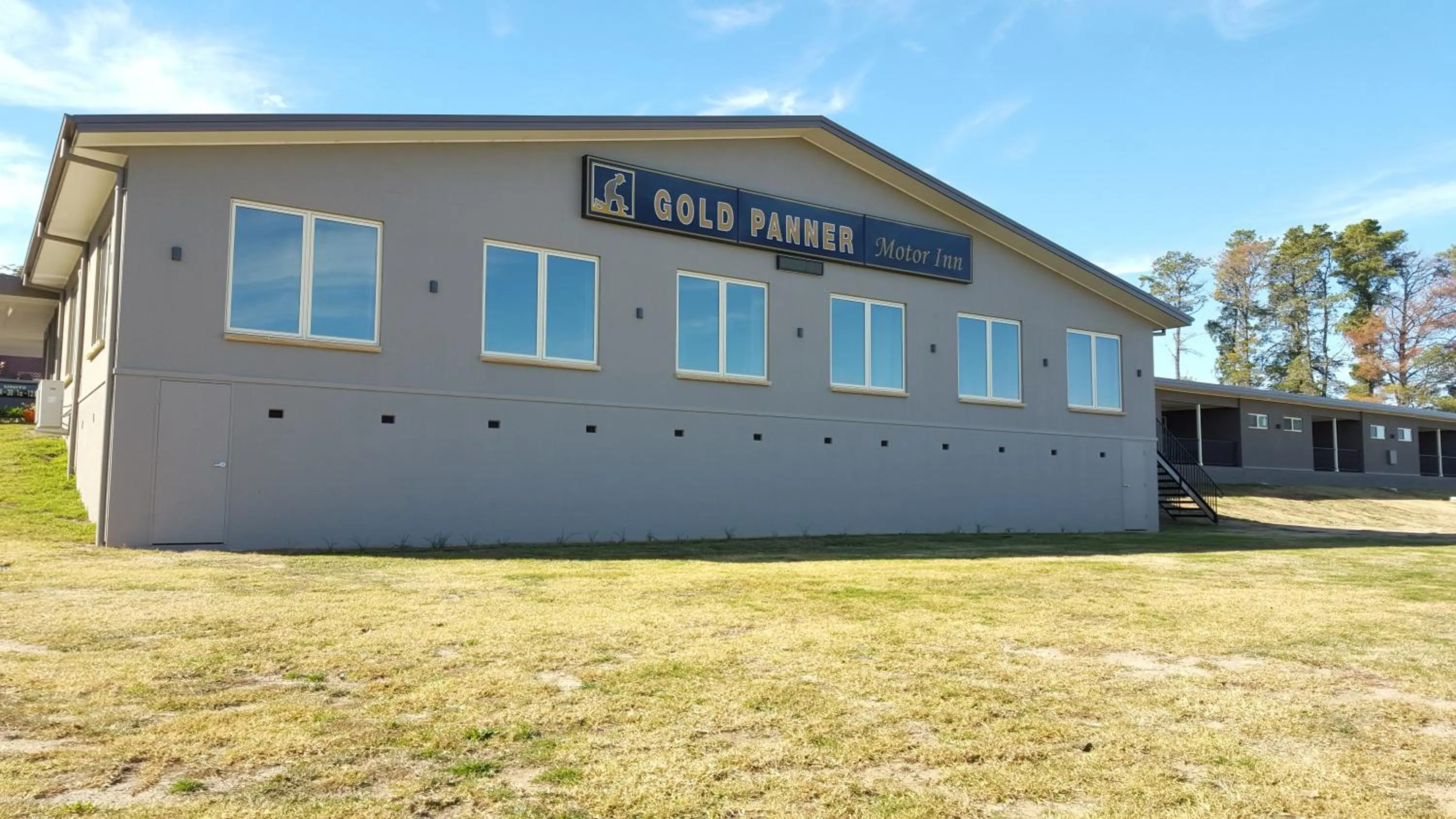 Property building in Bathurst Gold Panner