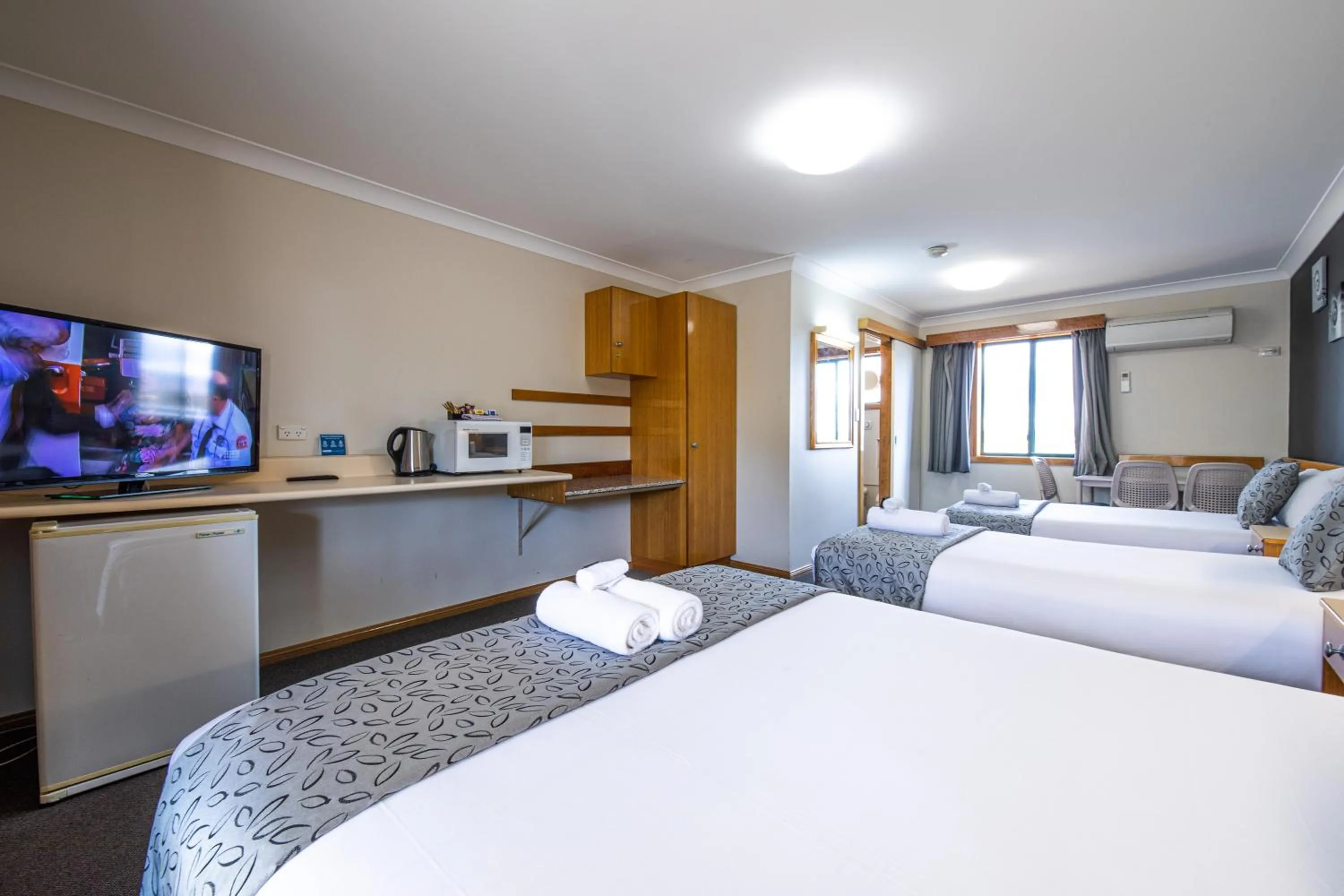 Family, Bed in Bathurst Gold Panner