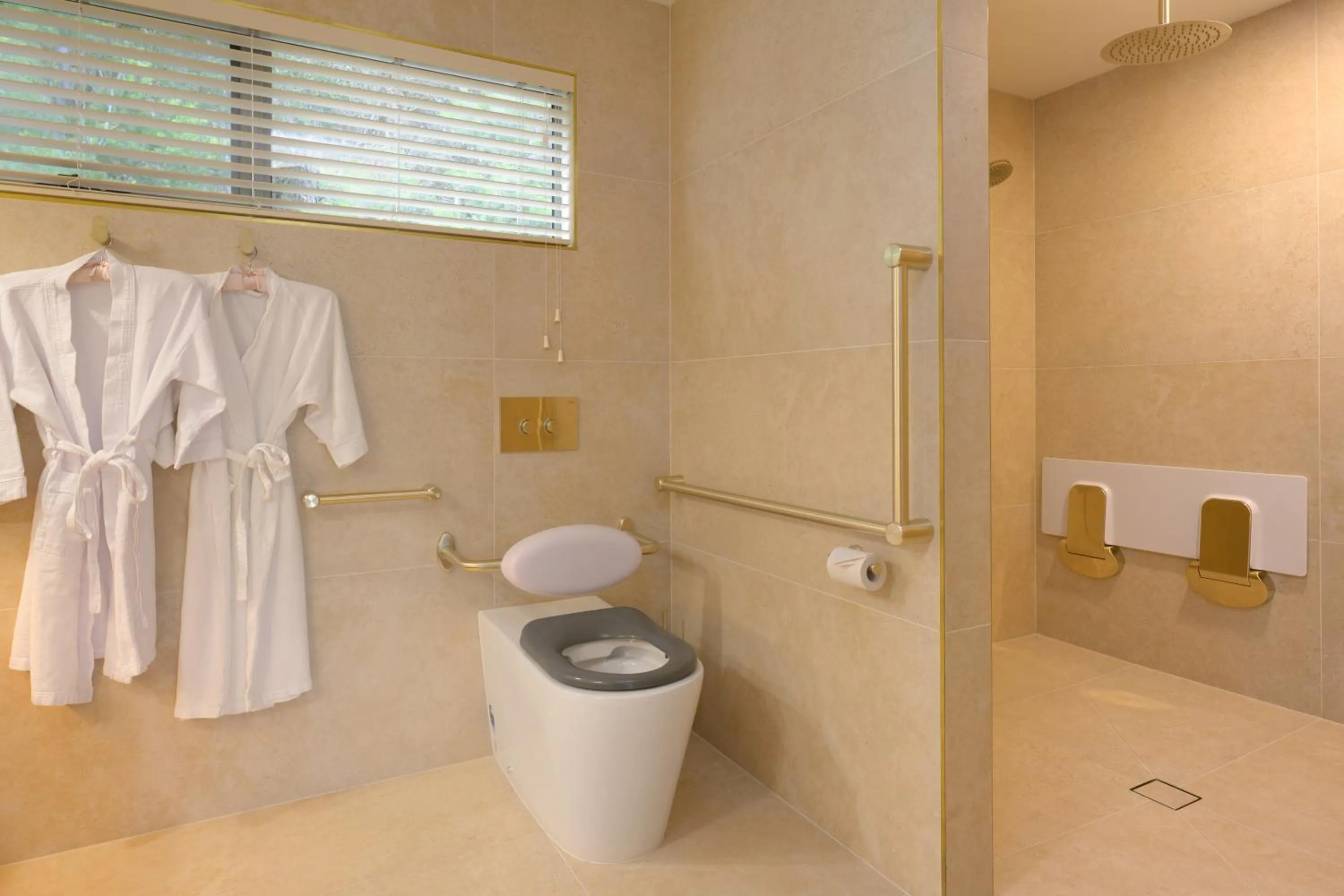 Bathroom in Risby Cove Boutique Hotel