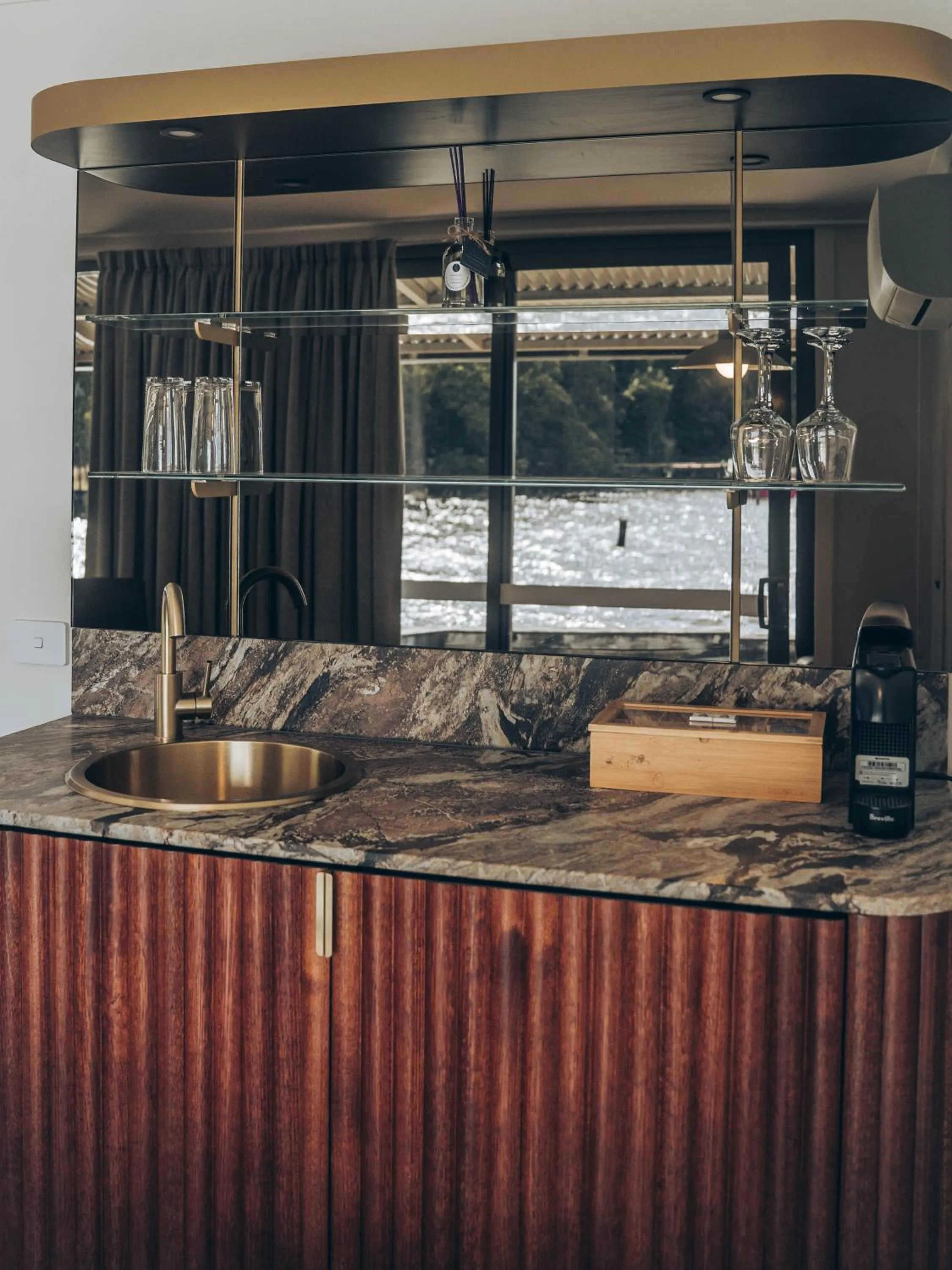 Coffee/tea facilities in Risby Cove Boutique Hotel