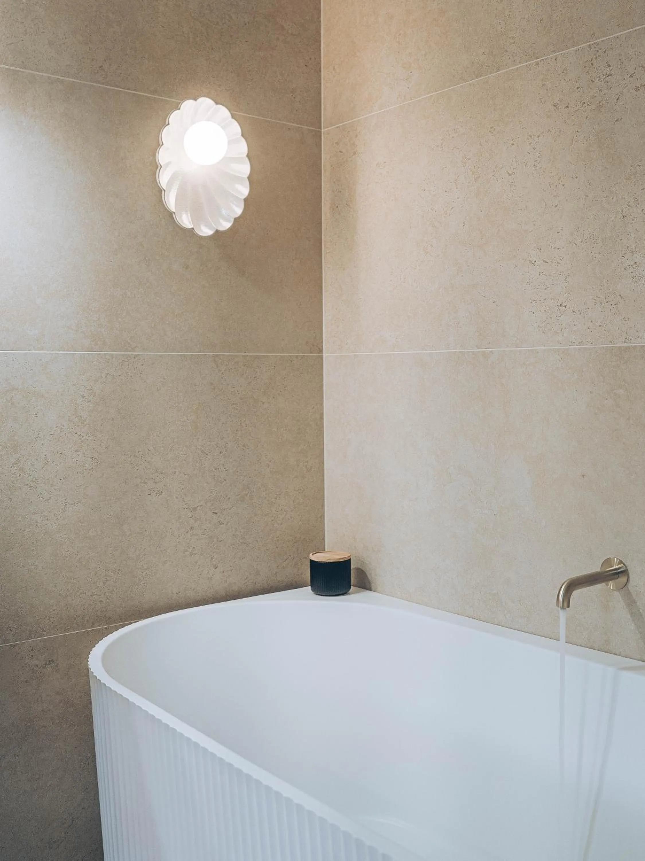 Bath in Risby Cove Boutique Hotel