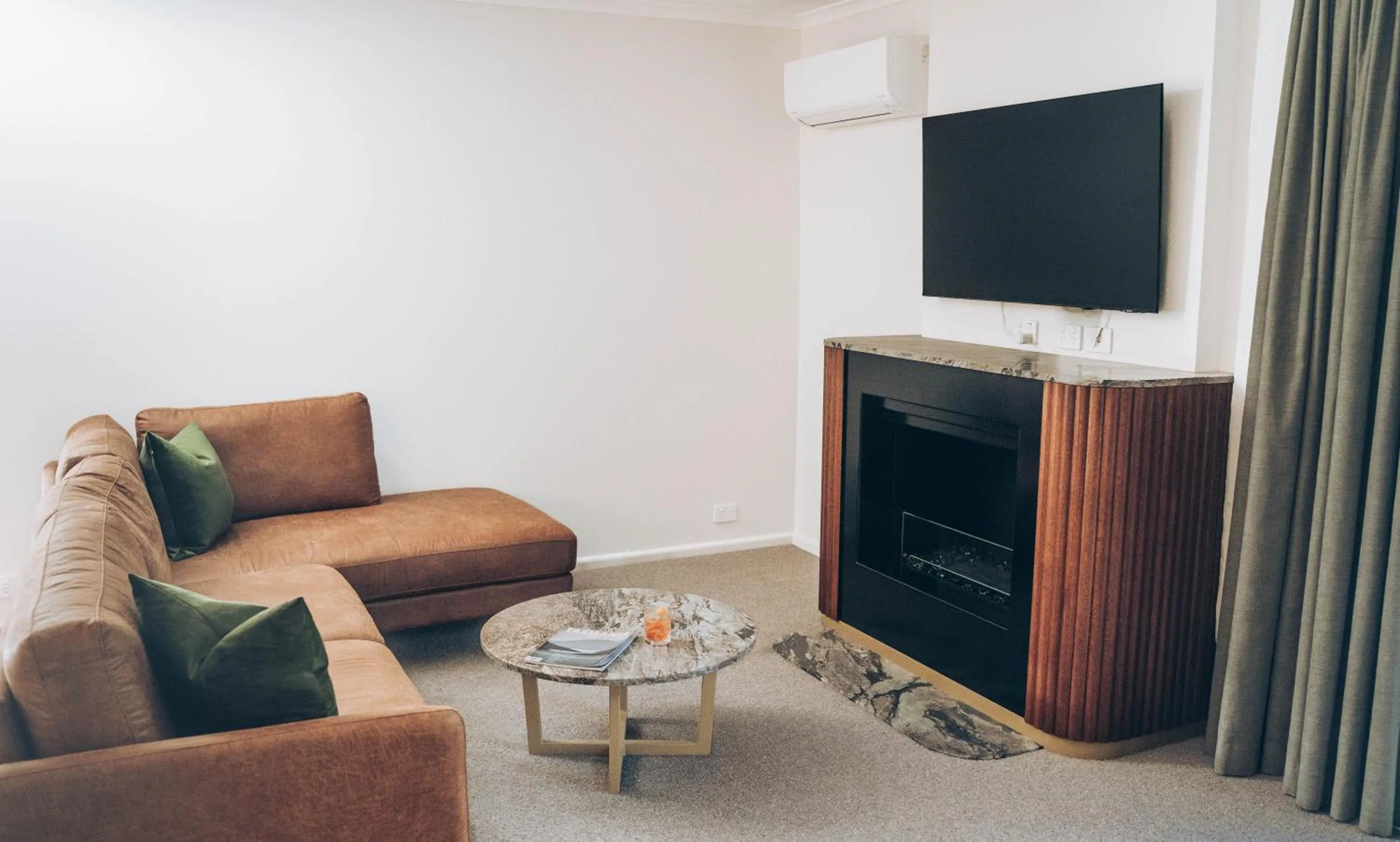 Living room in Risby Cove Boutique Hotel