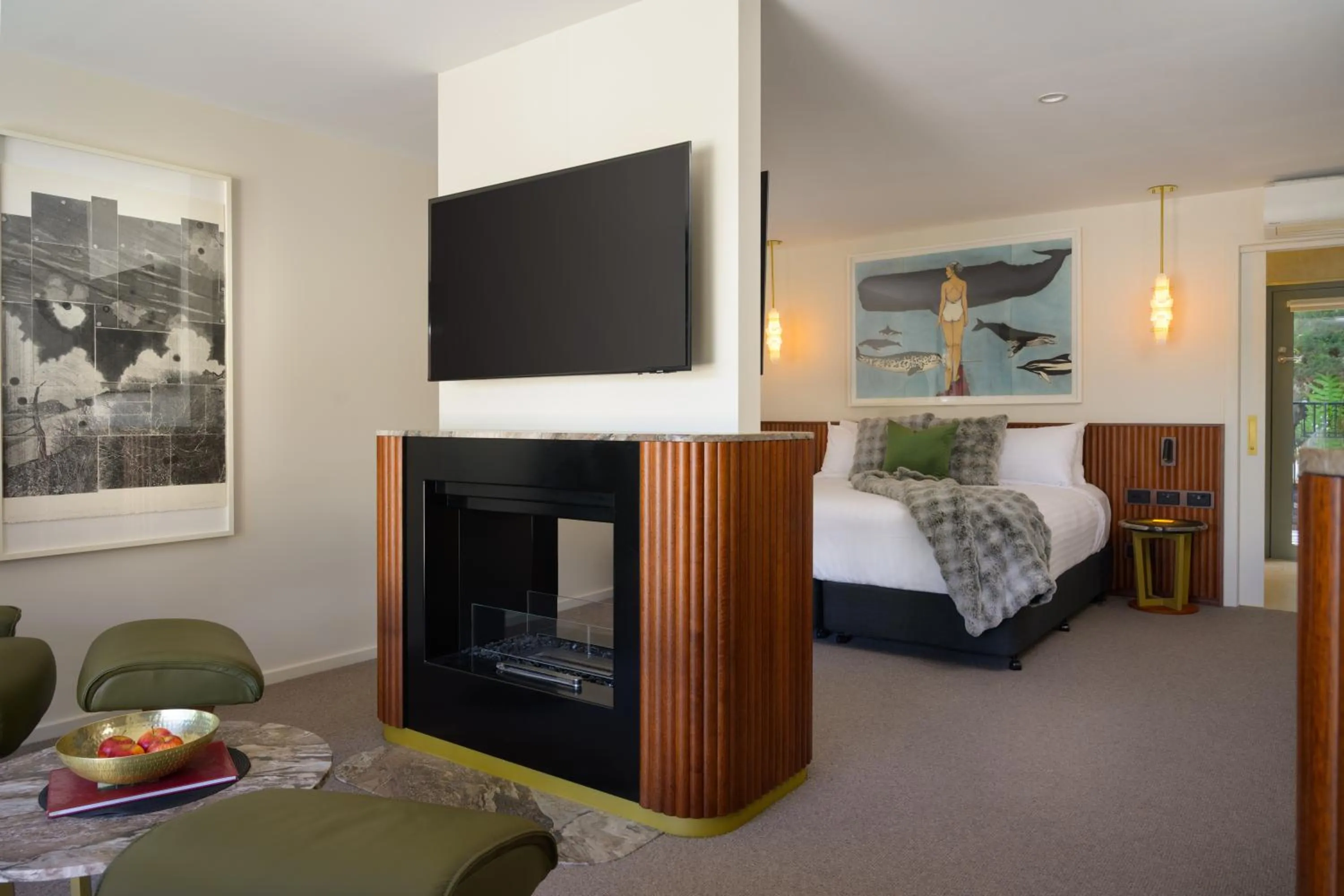 Bed in Risby Cove Boutique Hotel