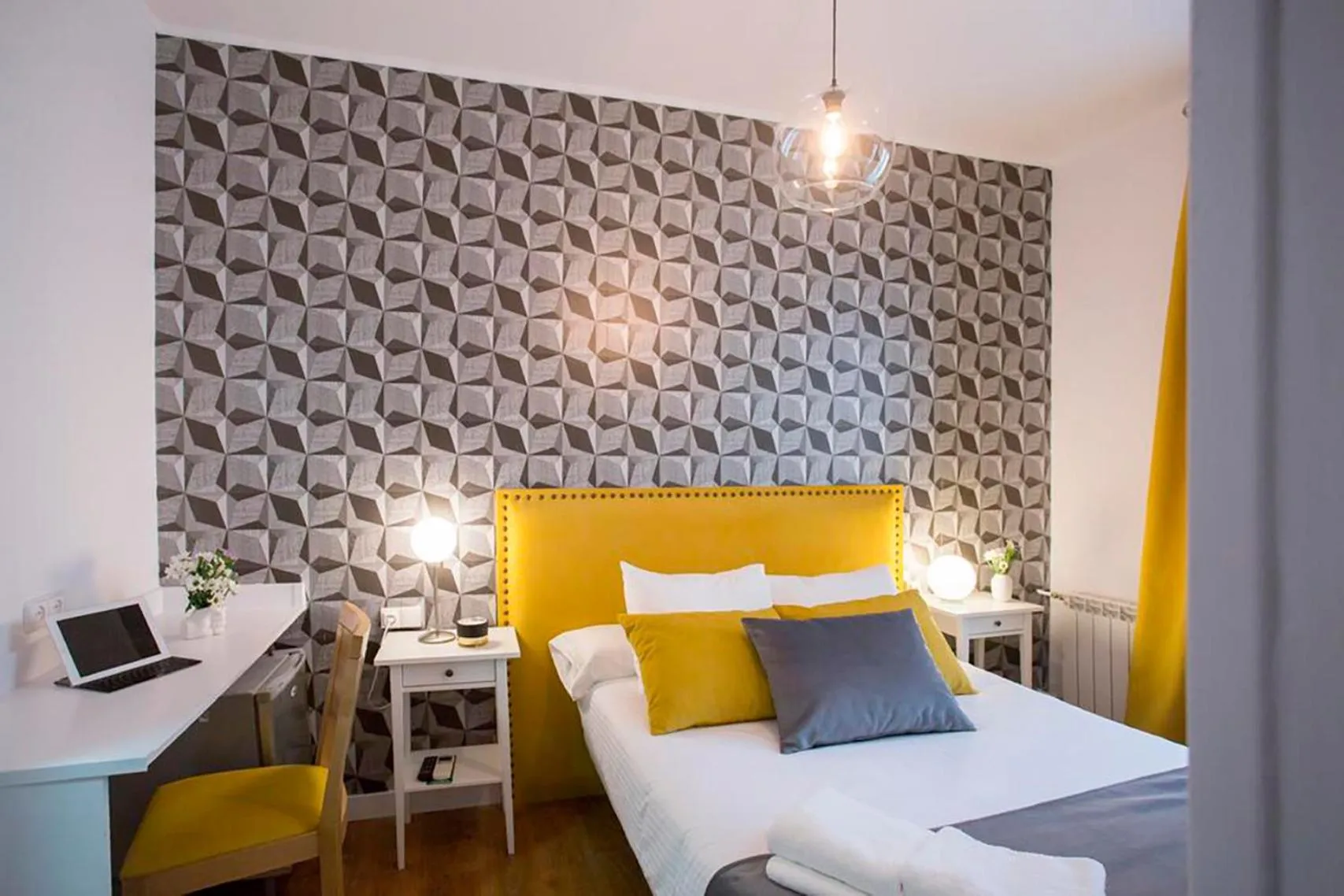 Bedroom, Bed in H-A San Mateo Suites