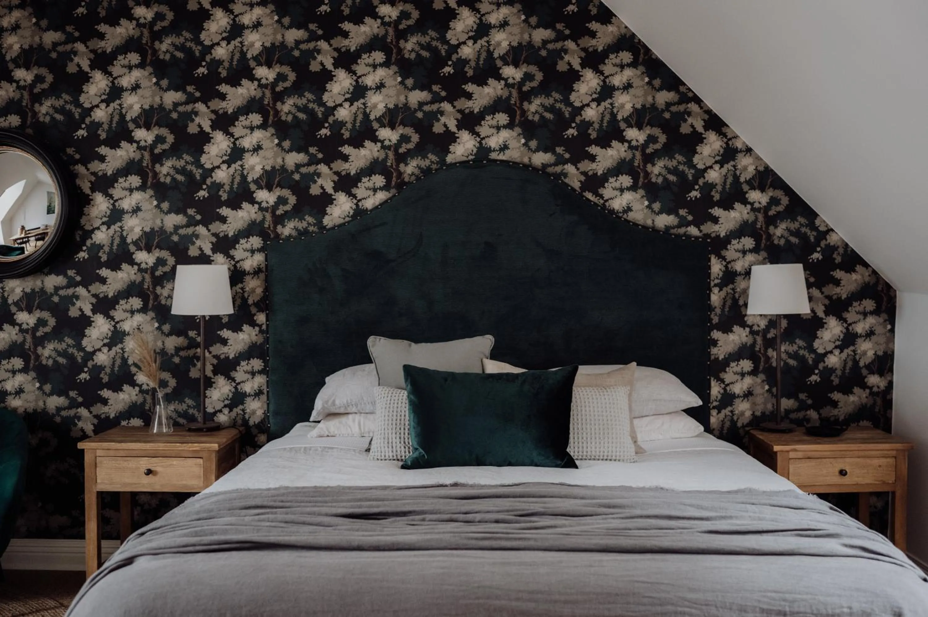 Bed in Ship Inn Stanley