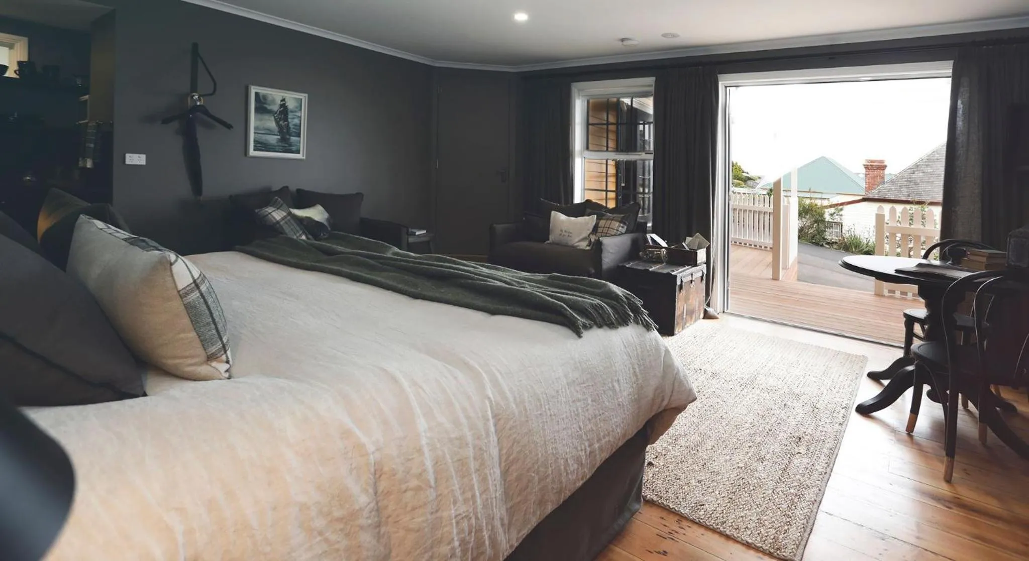 Bed in Ship Inn Stanley