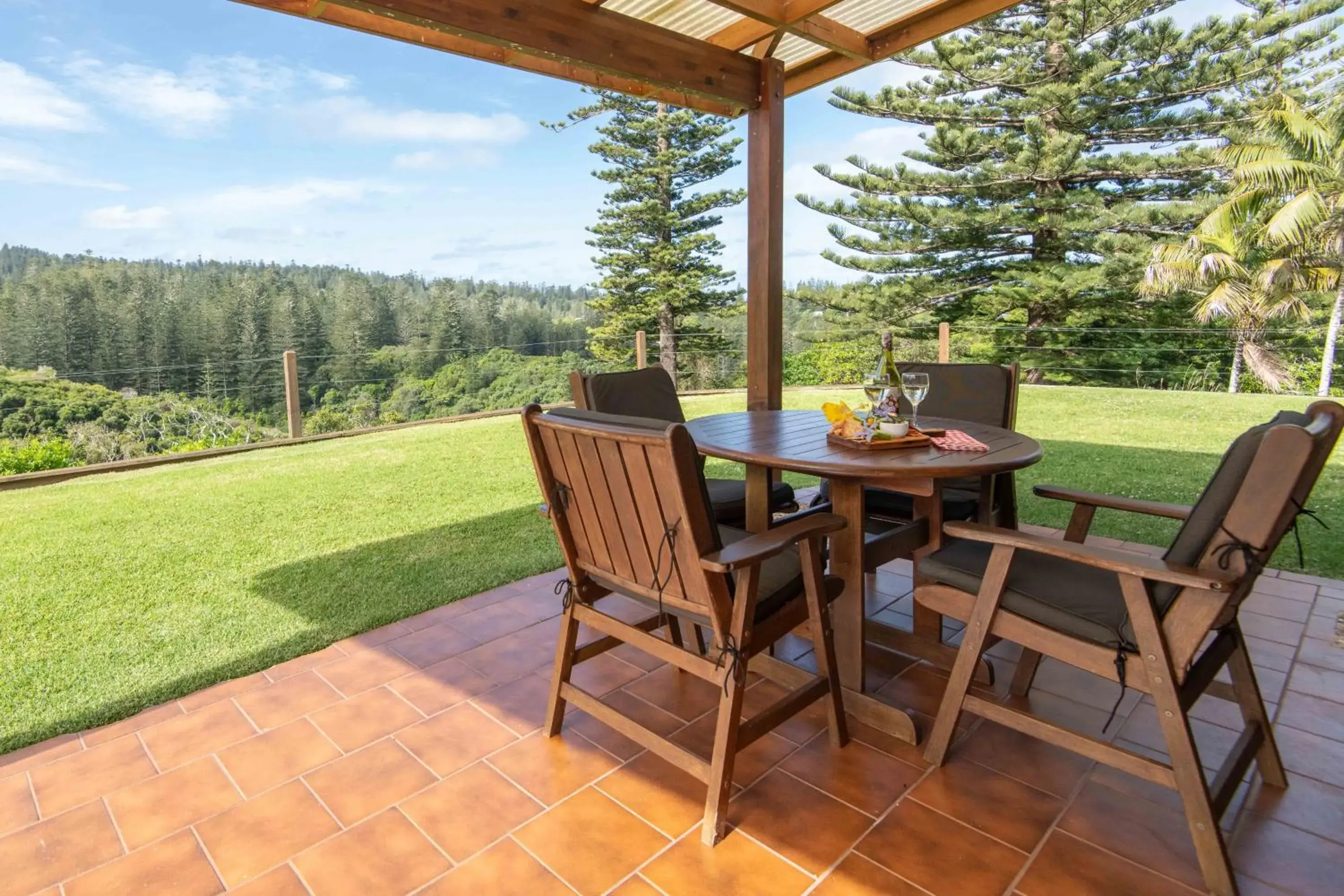Whispering Pines Cottages Whispering Pines Cottages