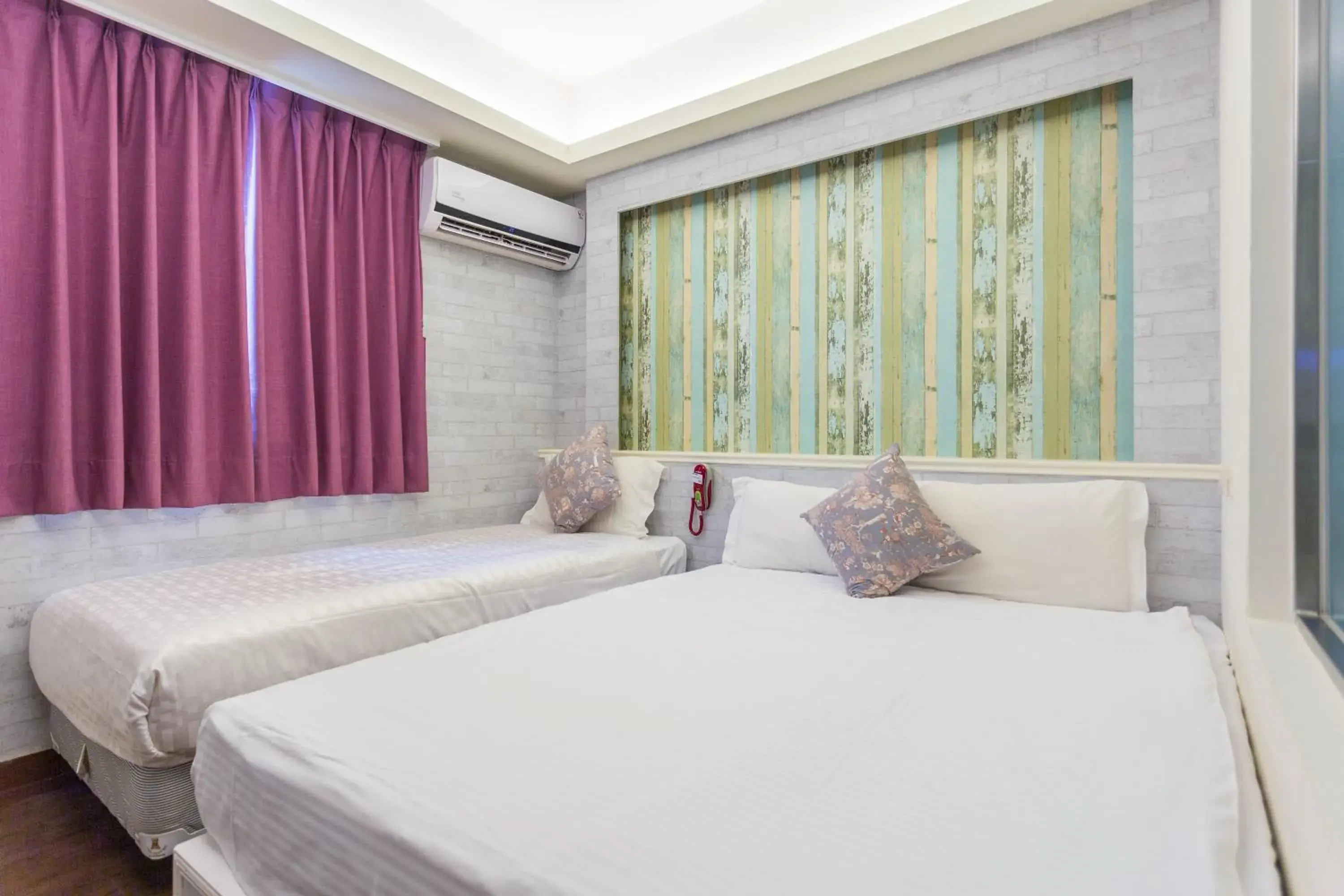 Triple Room in Newrise Hotel Triple Room in Newrise Hotel