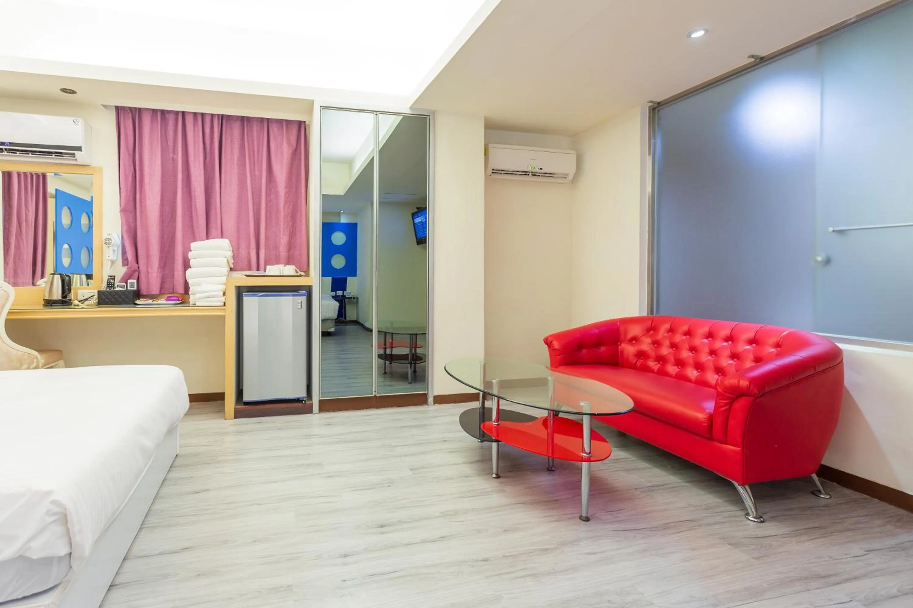 Photo of the whole room, Bed in Newrise Hotel