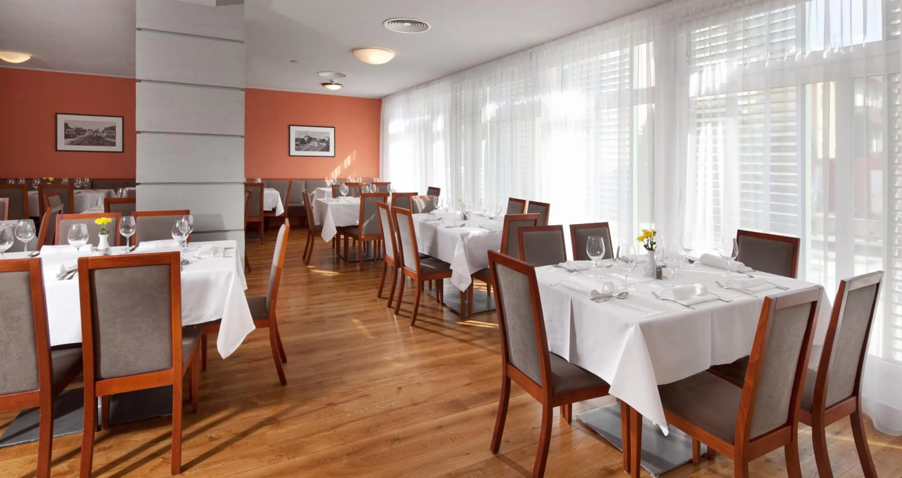 Restaurant/places to eat in Badenia Hotel Praha