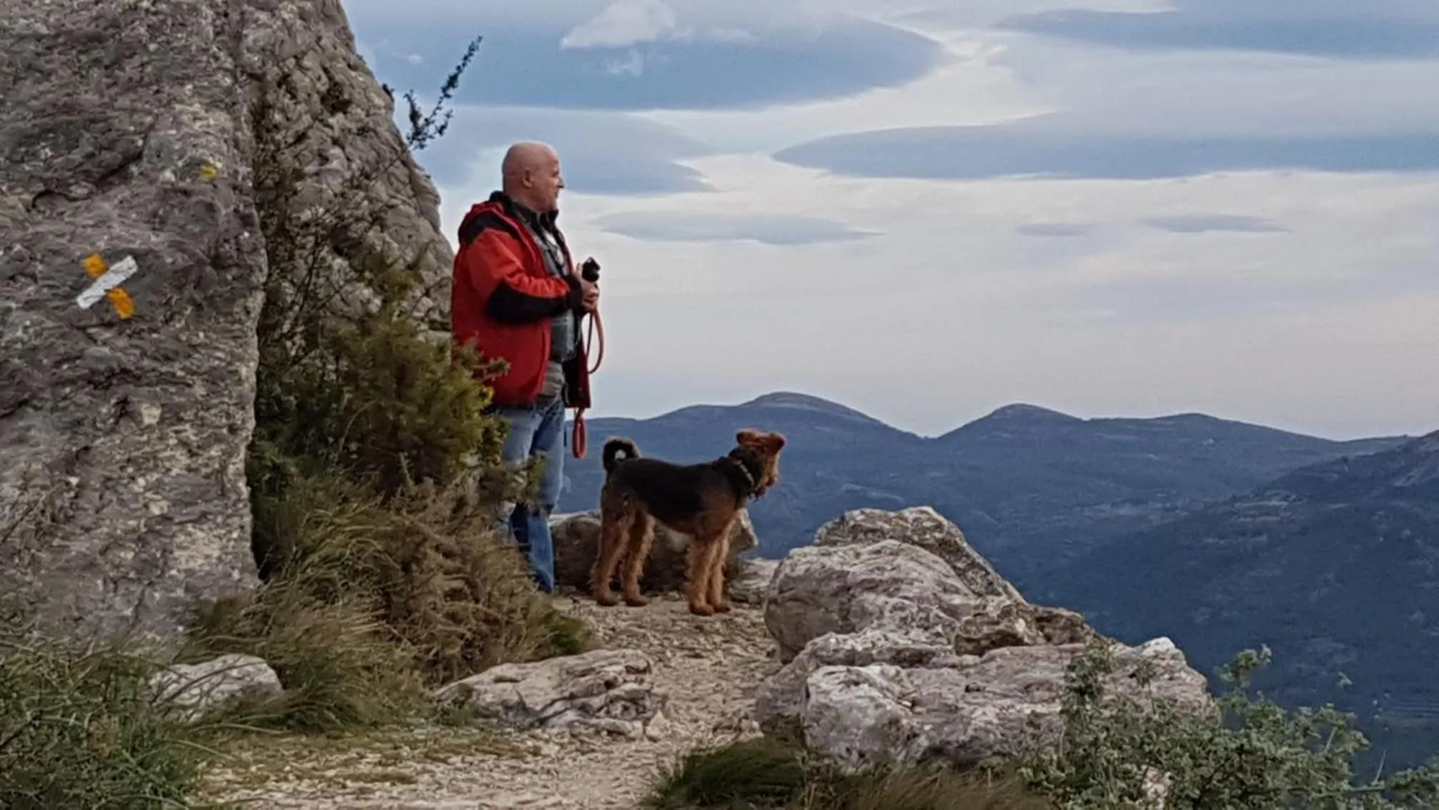 Hiking in Casa Lennisa
