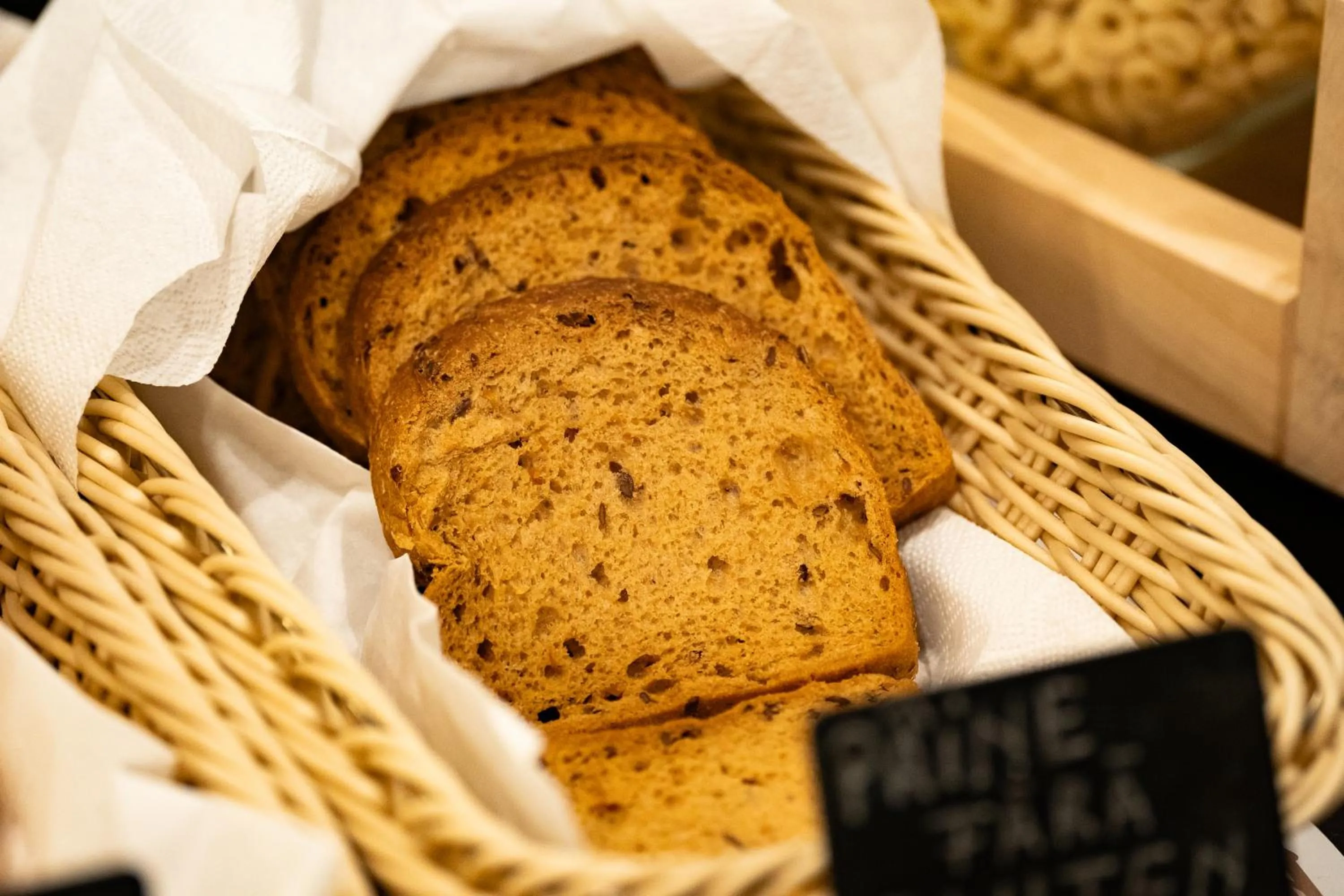 Restaurant/places to eat in ATLAS Hotel