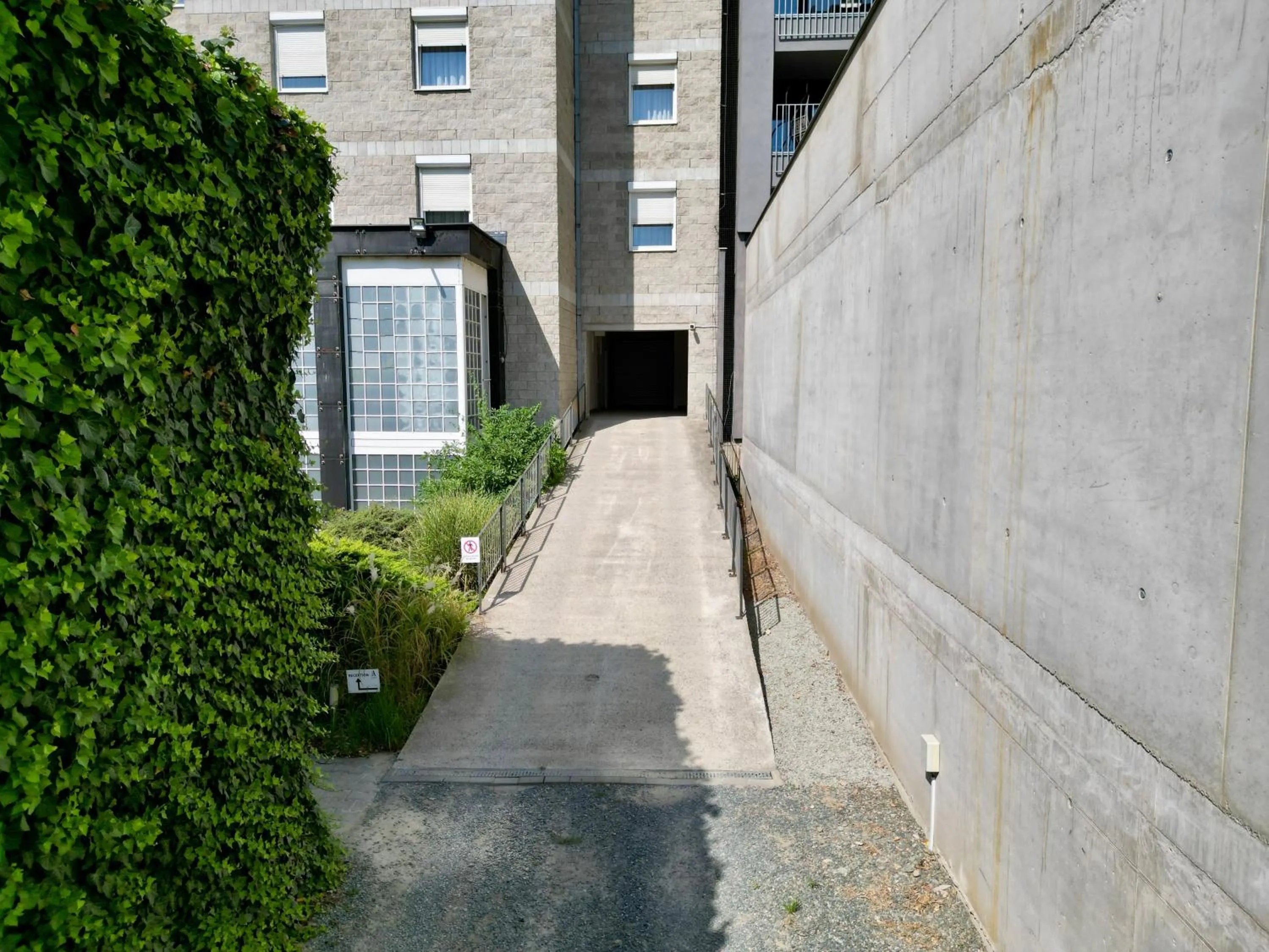 Parking in A-Austerlitz Hotel