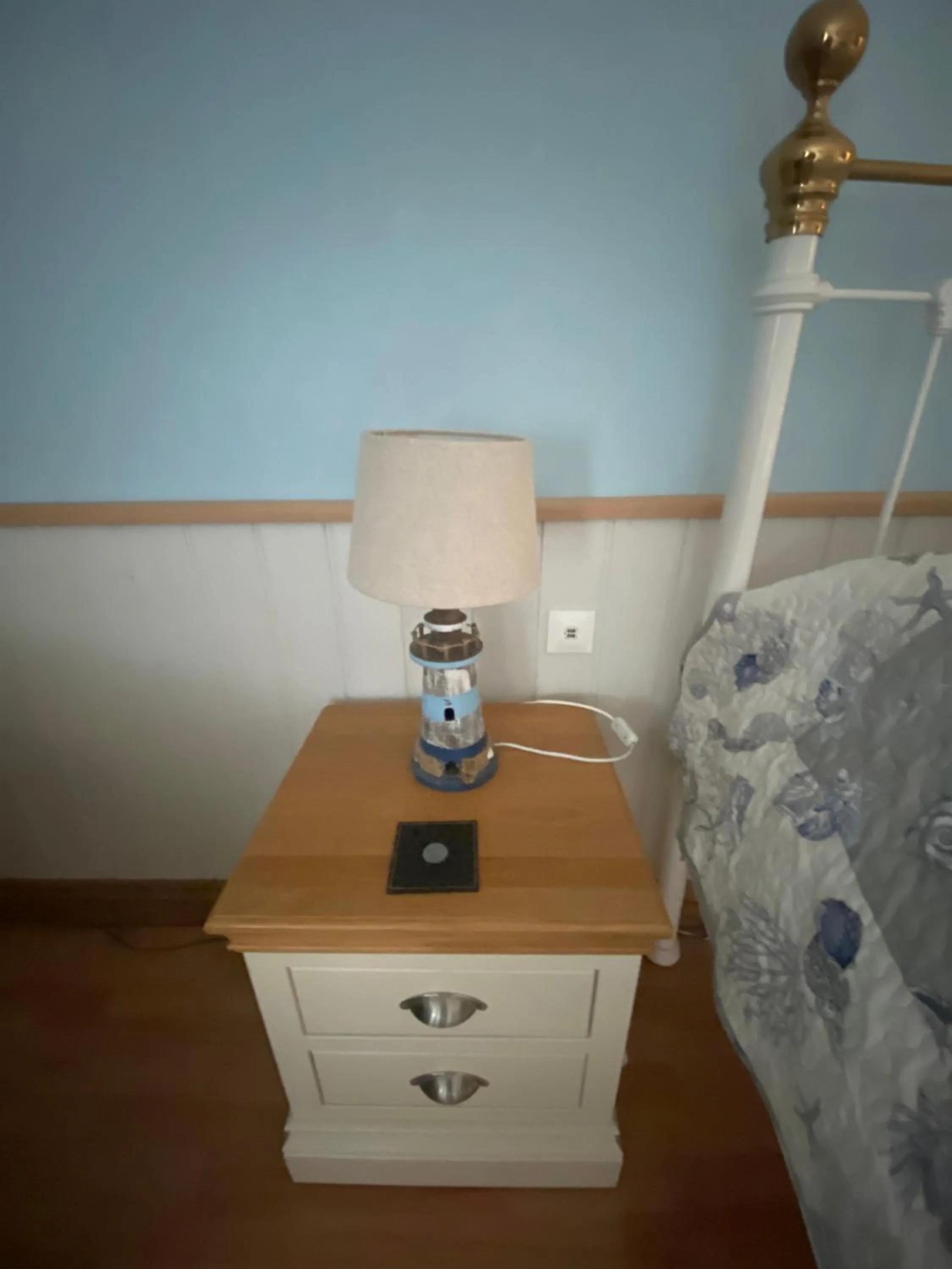 Bed in Rose de la Mer