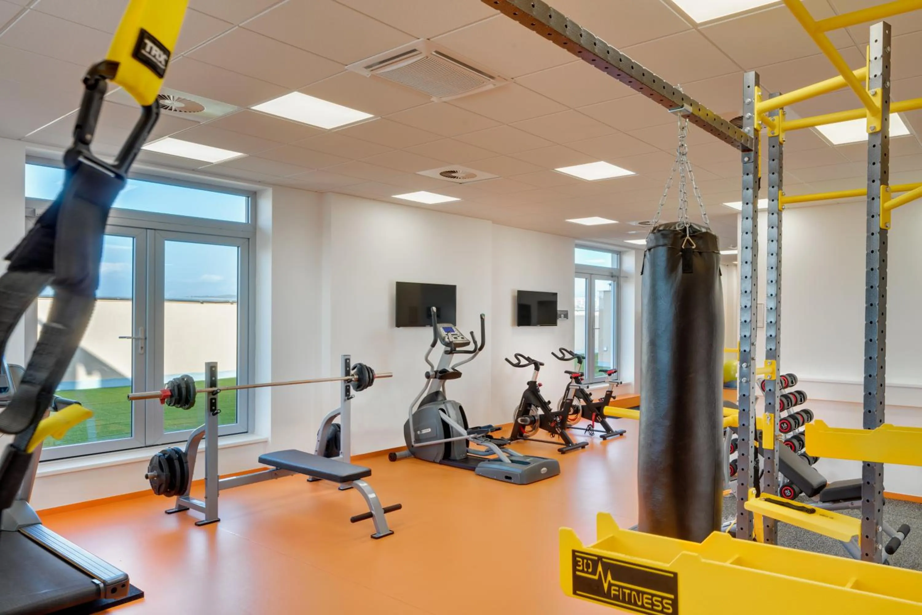 Fitness centre/facilities in Avanti Hotel