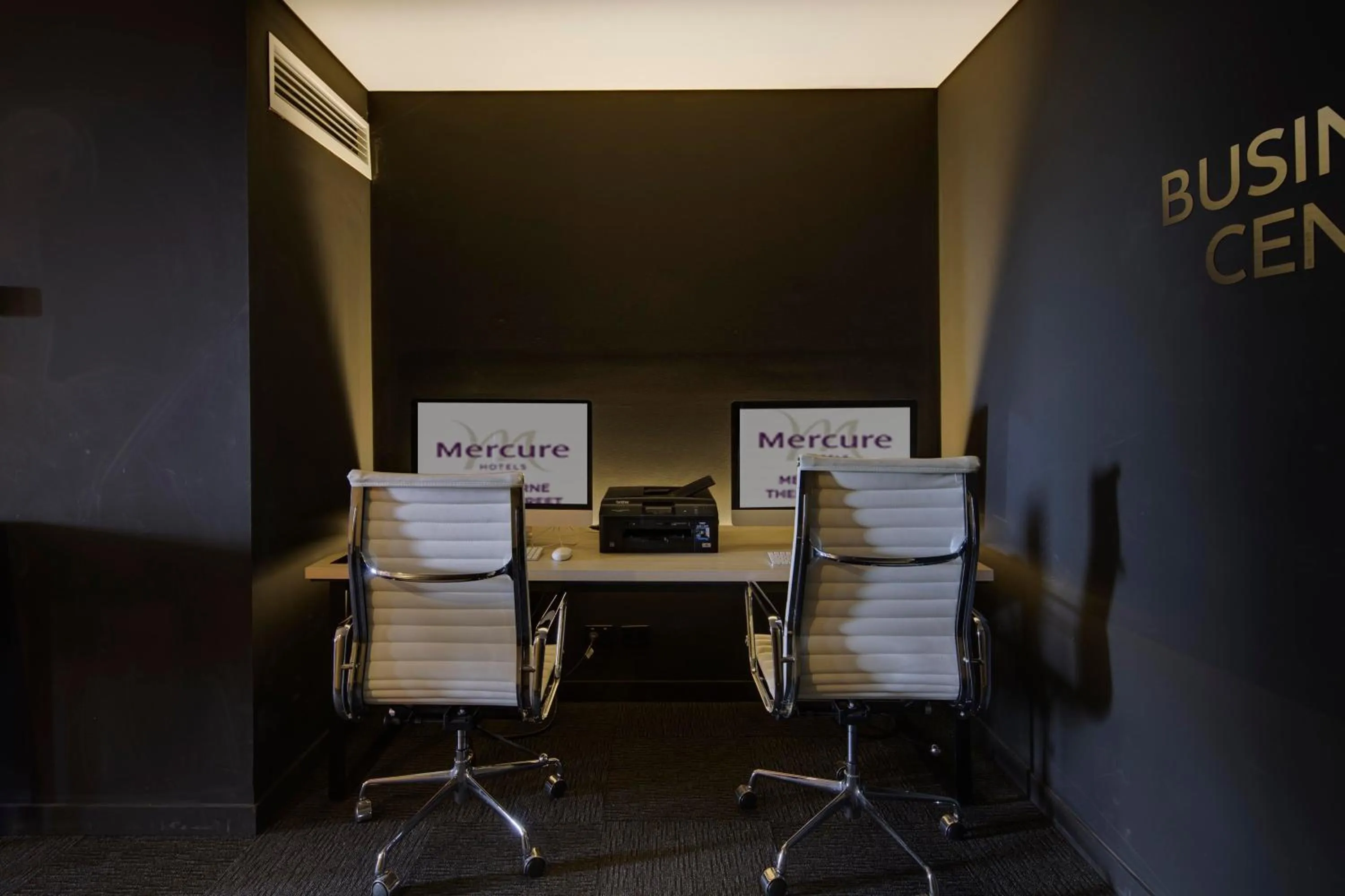 Business facilities in Mercure Melbourne Therry Street
