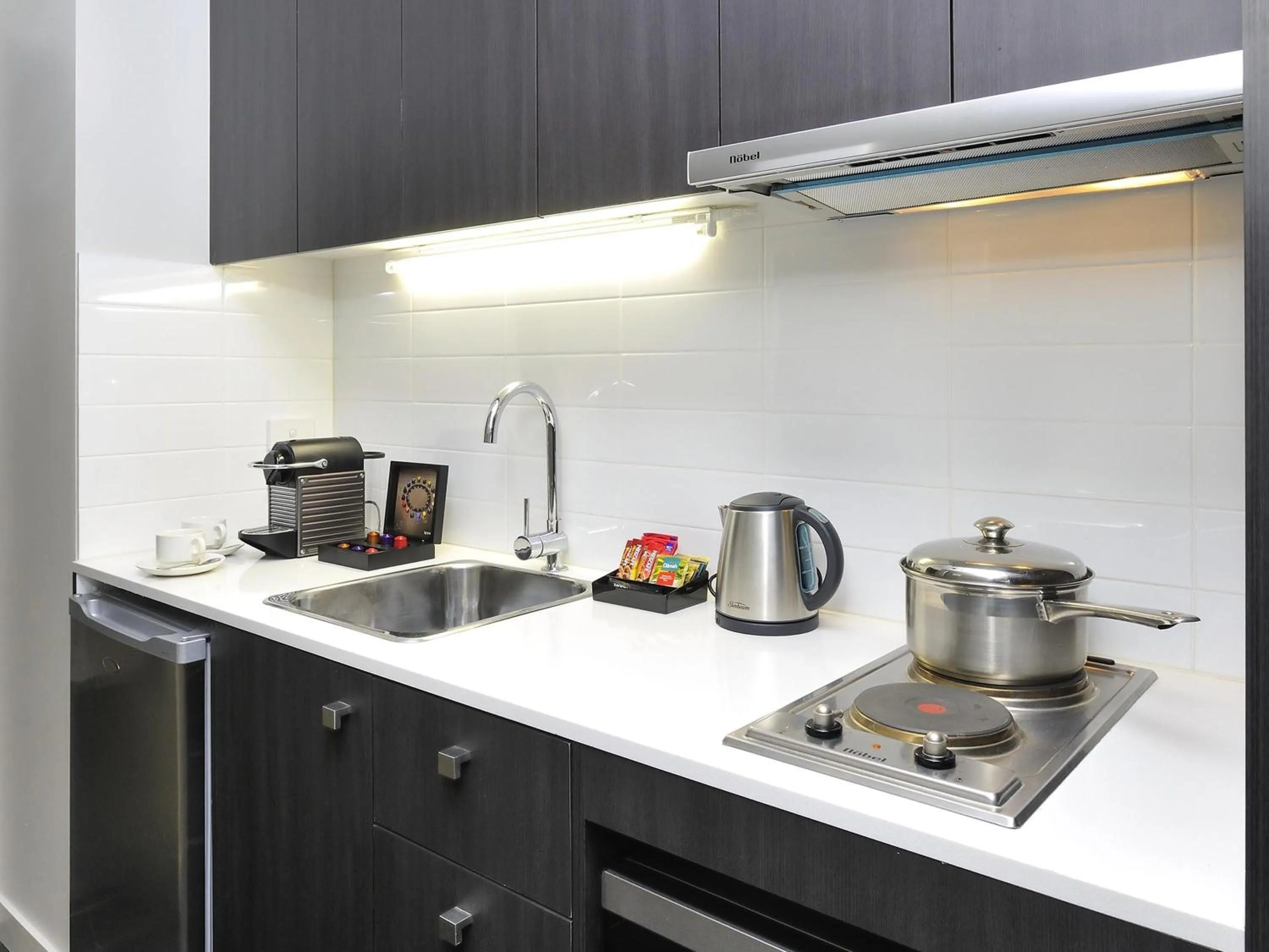 Bedroom in Mercure Melbourne Therry Street