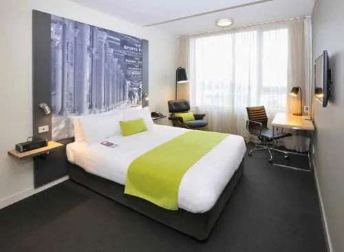 Mercure Melbourne Therry Street