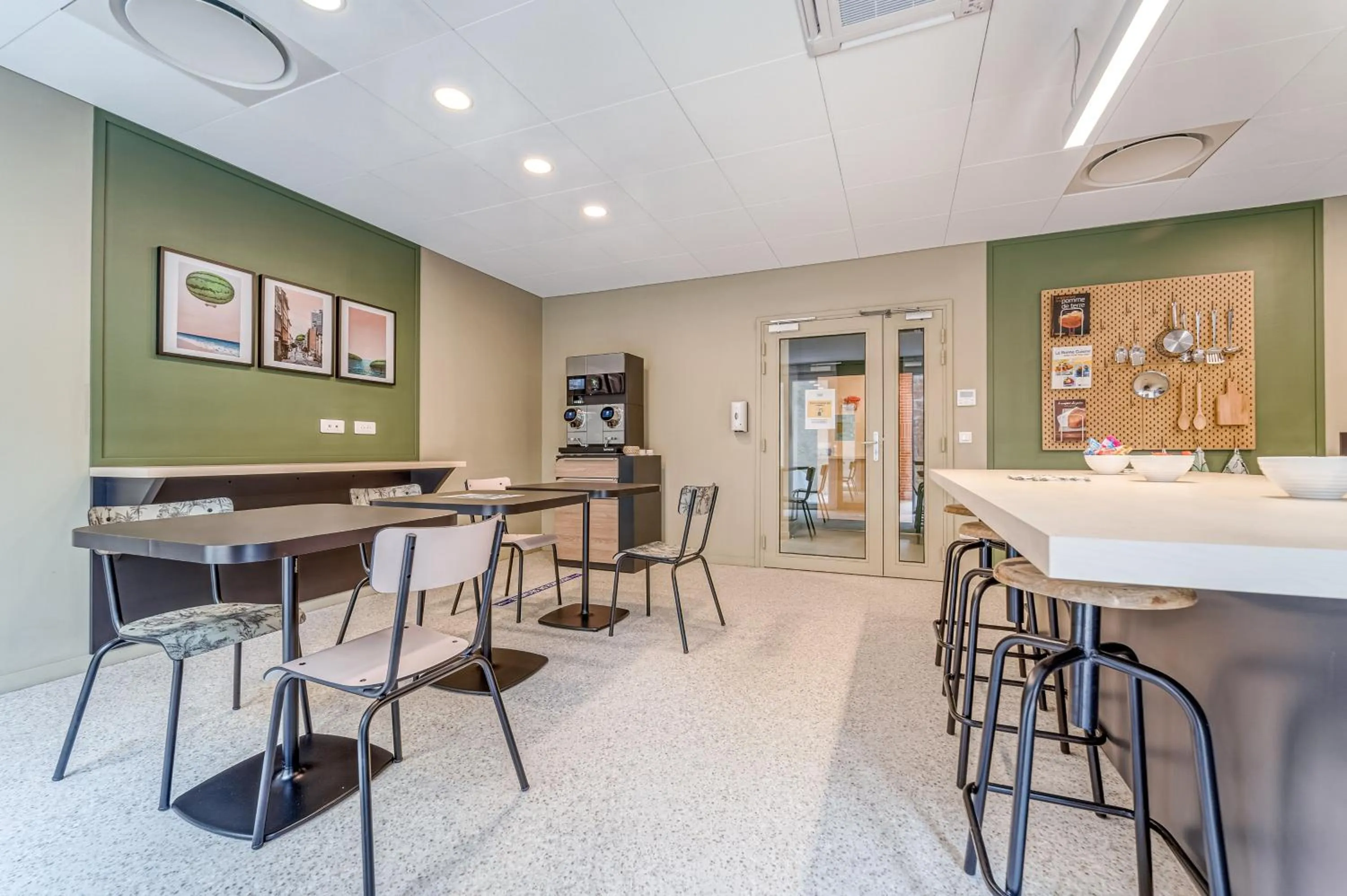 Communal kitchen in Student Factory Metz Trèves