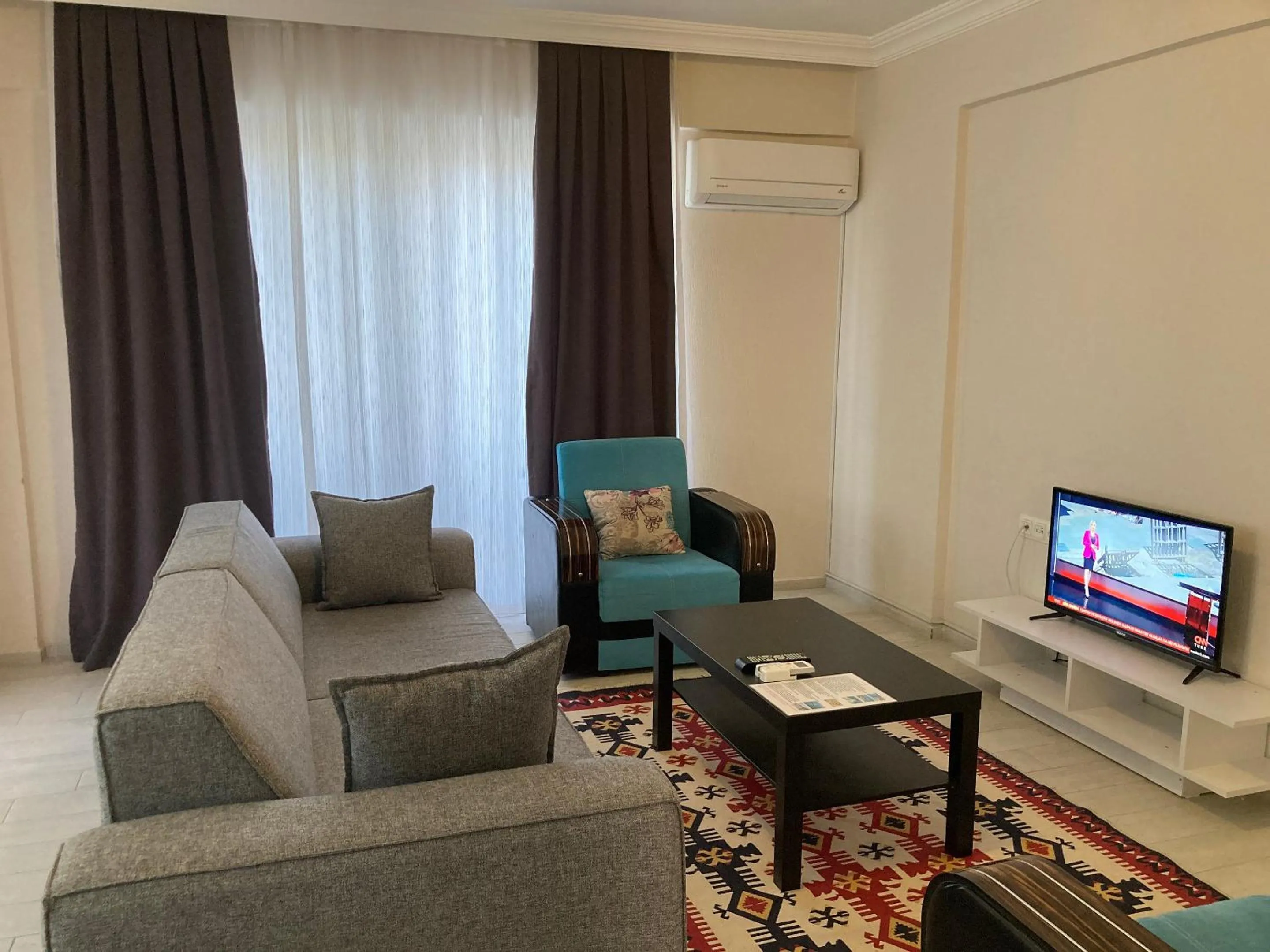 TV and multimedia in Dalaman Pansiyon & Family rooms