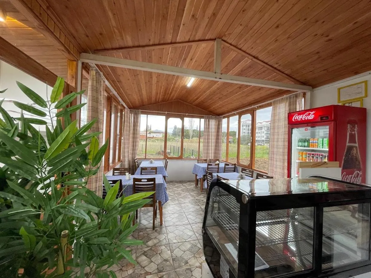 Restaurant/places to eat in Dalaman Pansiyon & Family rooms