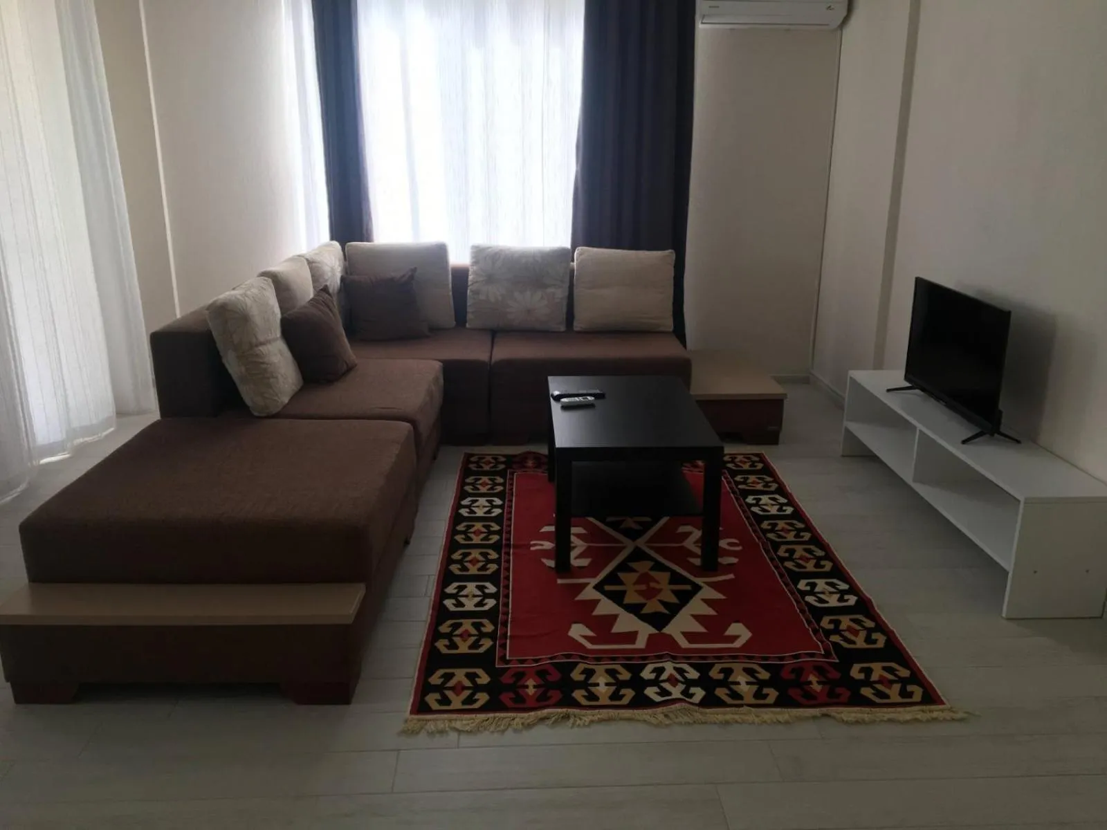 TV and multimedia in Dalaman Pansiyon & Family rooms