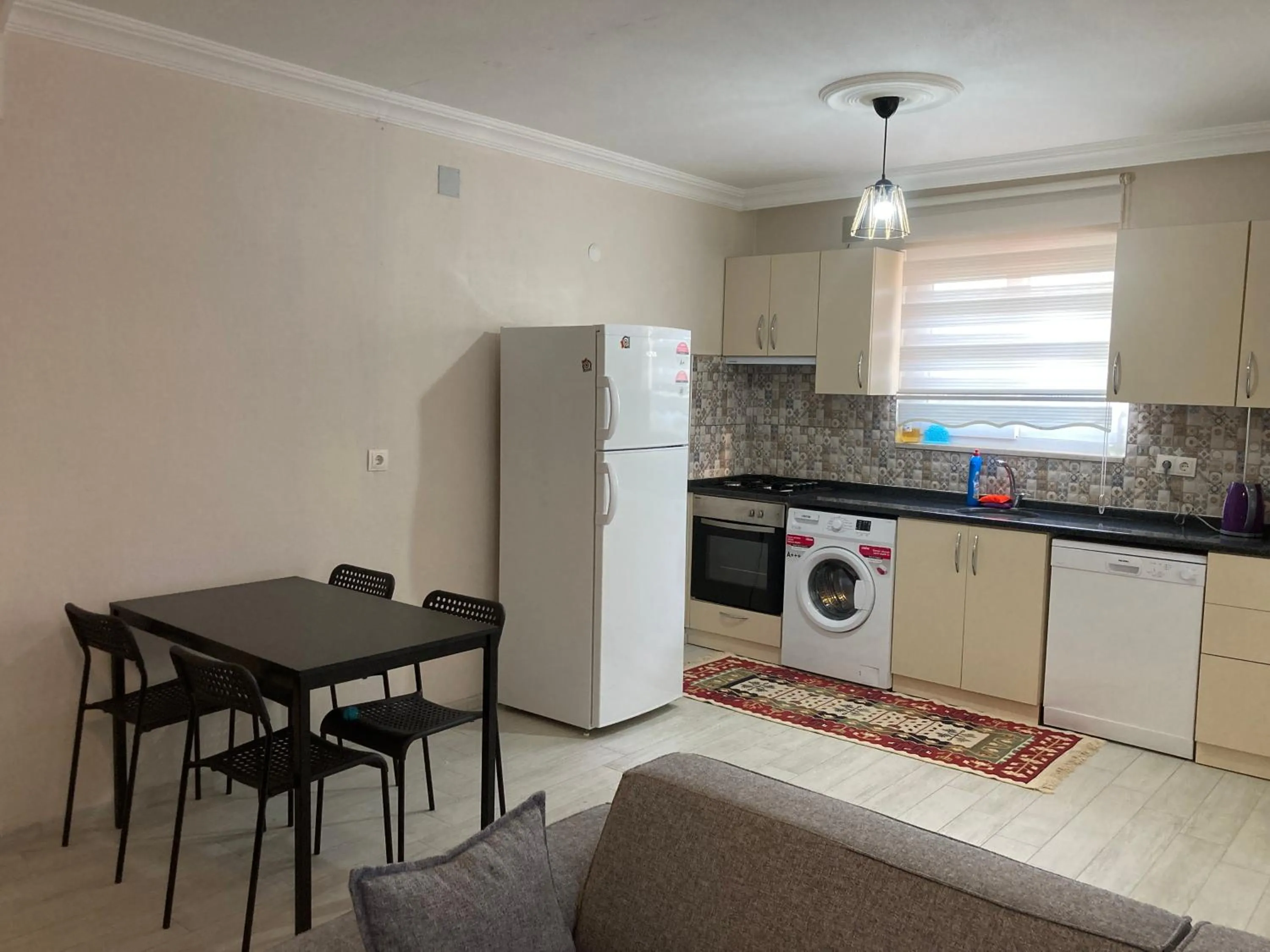 Kitchen or kitchenette in Dalaman Pansiyon & Family rooms