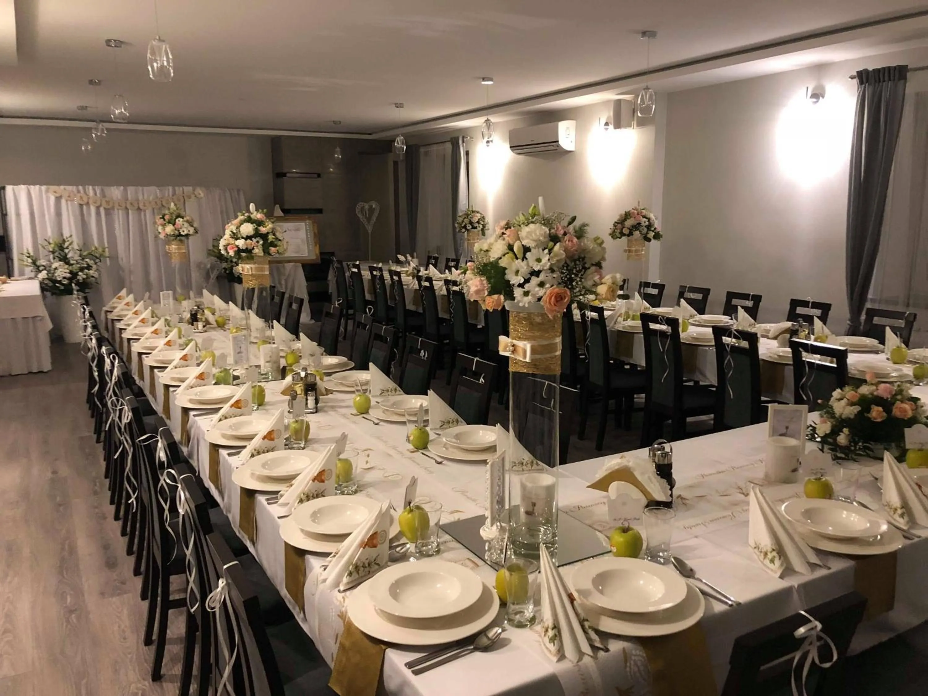 Restaurant/places to eat in Zajazd Podzamcze