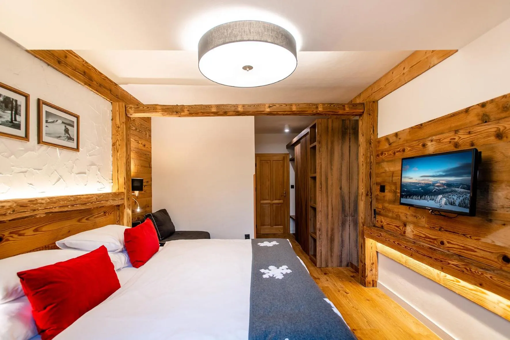 Photo of the whole room, Bed in Hotel Olympie