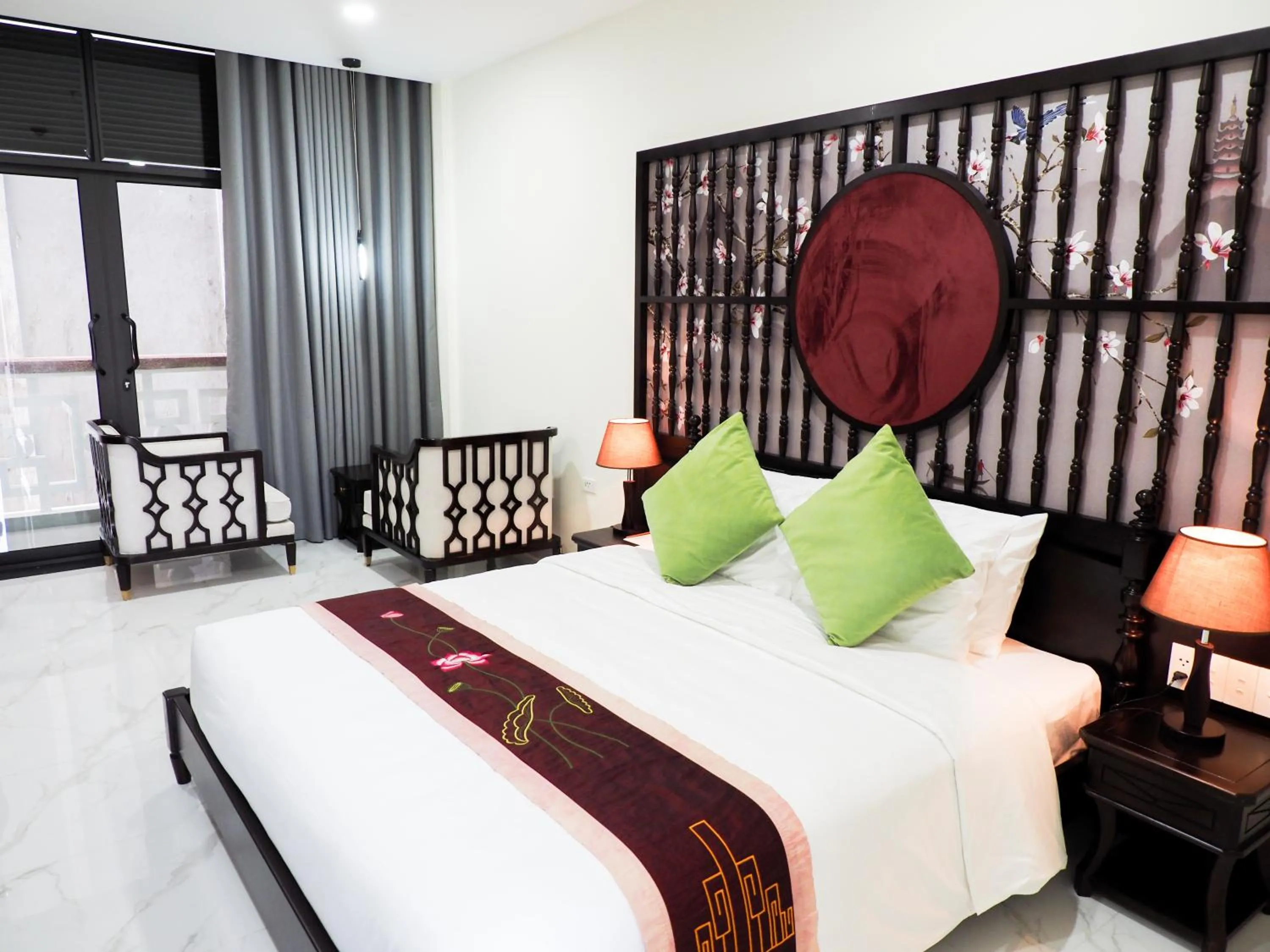 Bed in Villa Hue Hotel