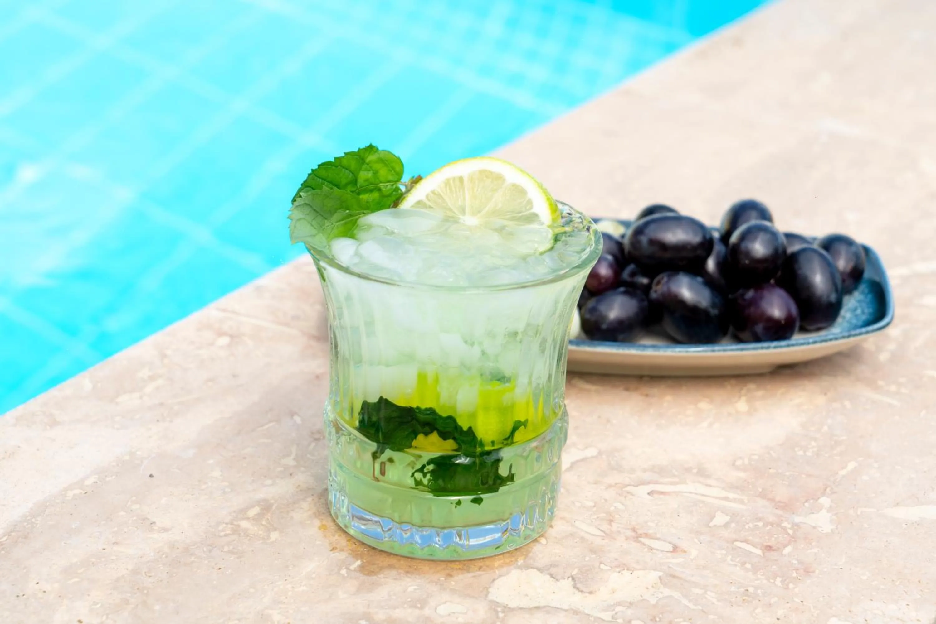 Swimming pool in APA Mountain Lodge