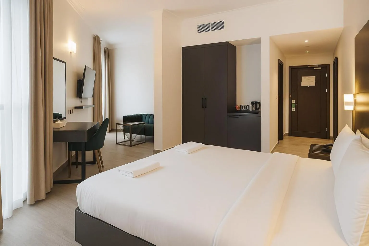 Bed in Garden City Hotel Dubai