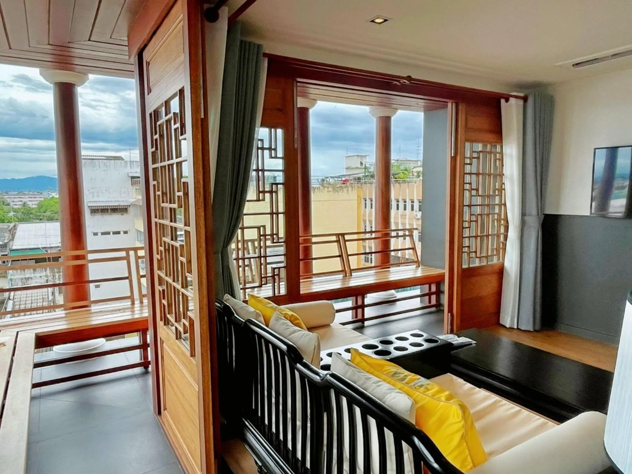 Balcony/Terrace in The Lantern Hatyai Hotel