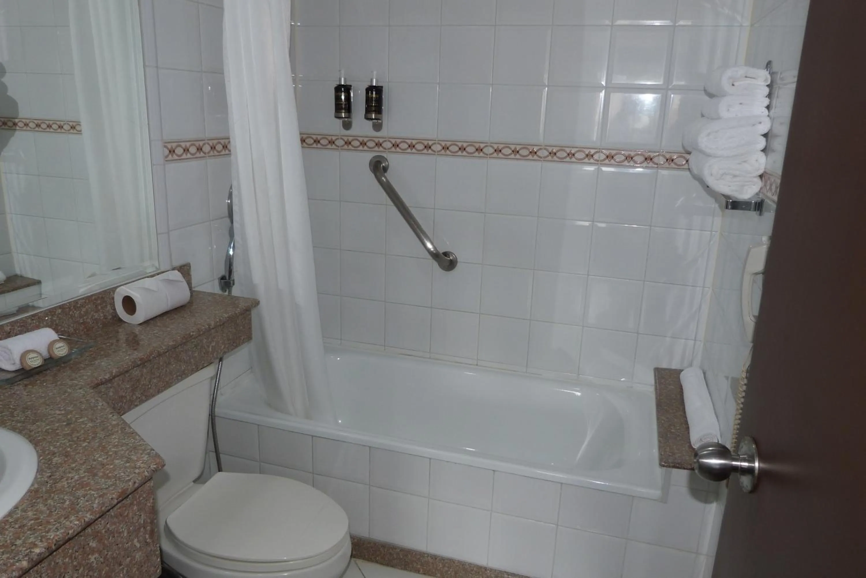 Bathroom in Hotel El Conquistador