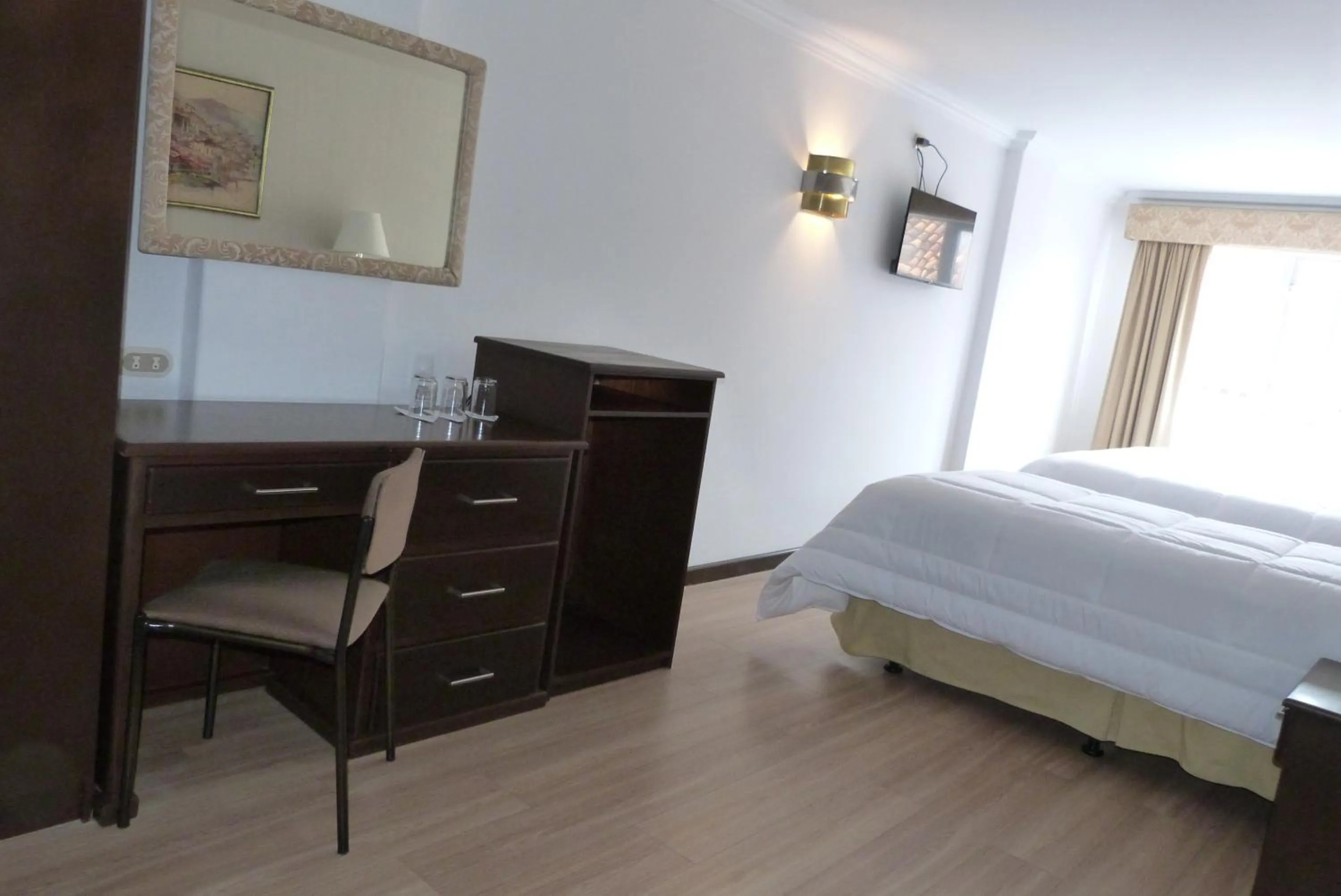 Photo of the whole room, Bed in Hotel El Conquistador