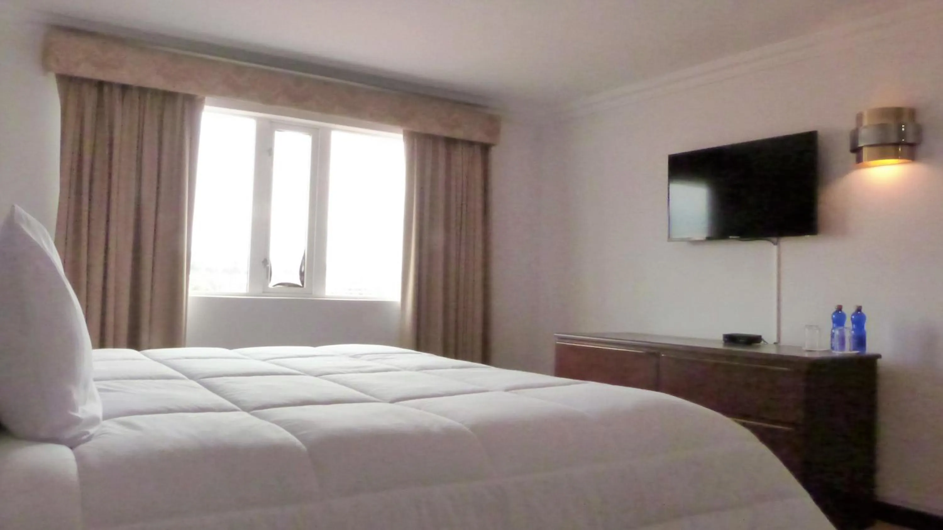 Photo of the whole room, Bed in Hotel El Conquistador